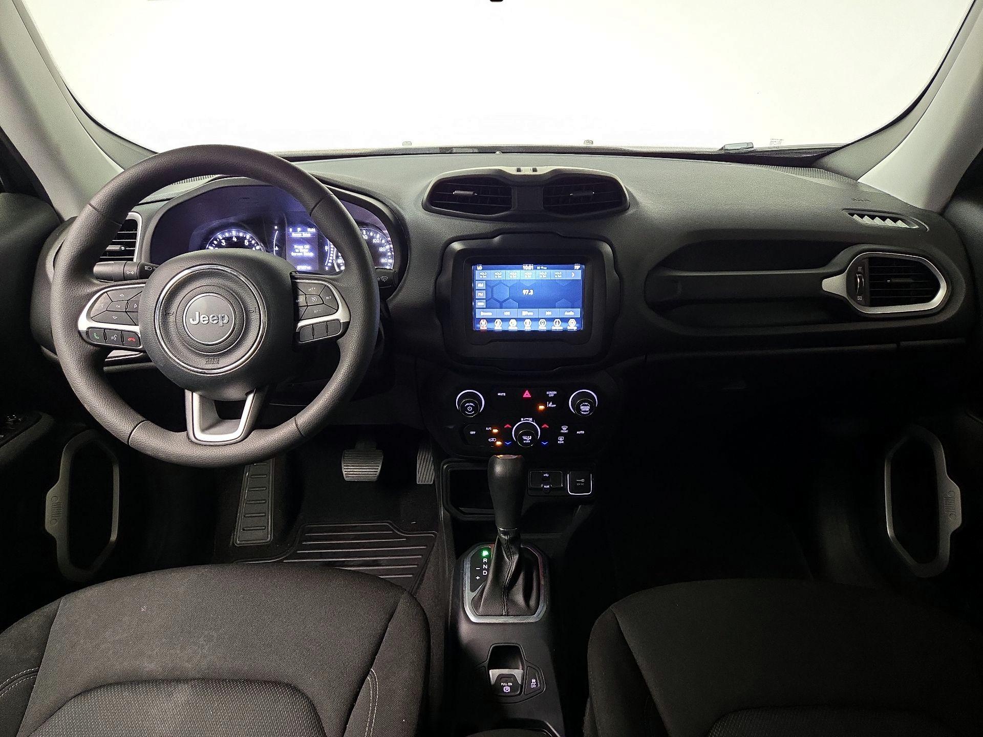 Thumbnail: 2021 Jeep Renegade - 9