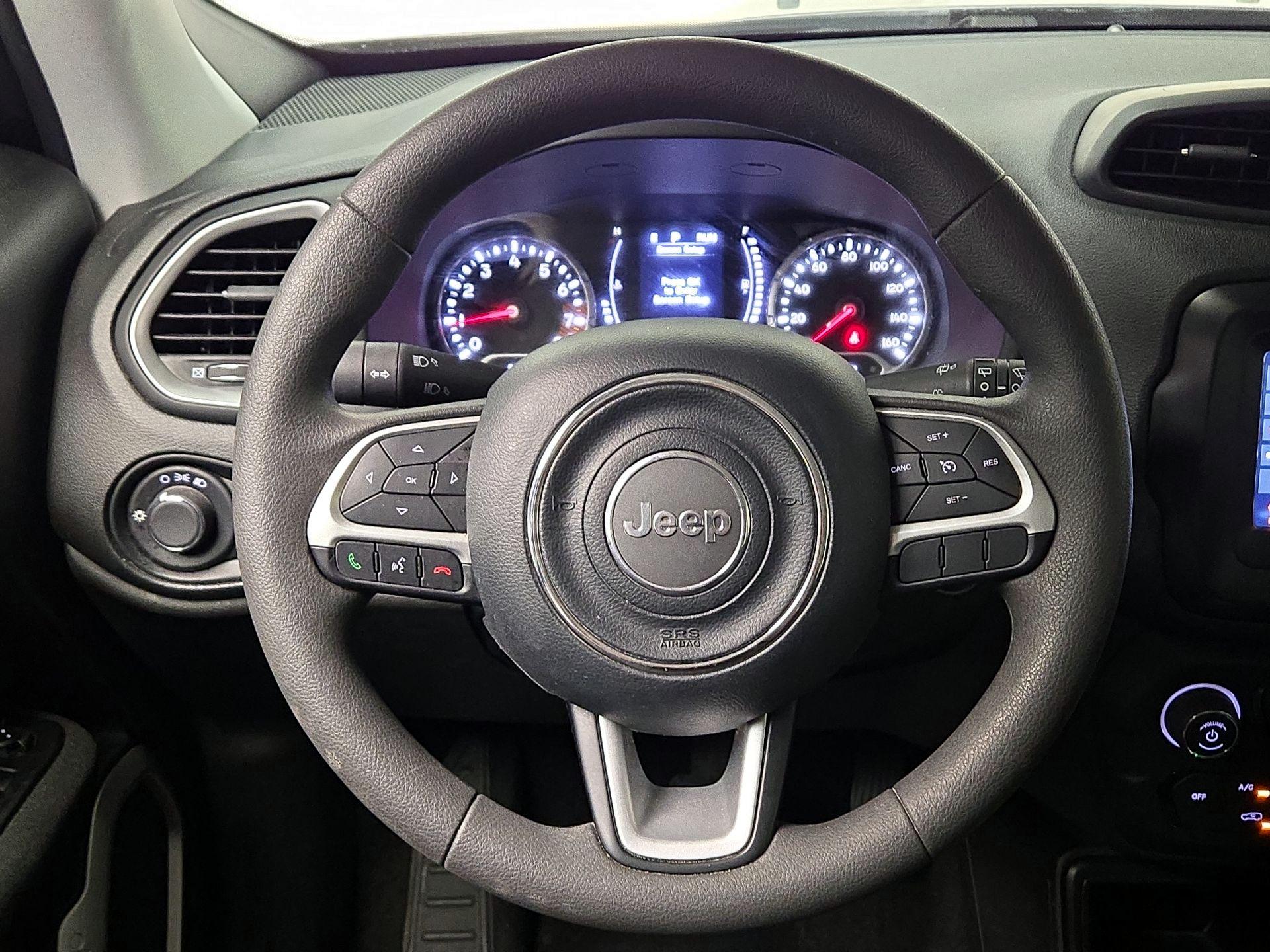 Thumbnail: 2021 Jeep Renegade - 10