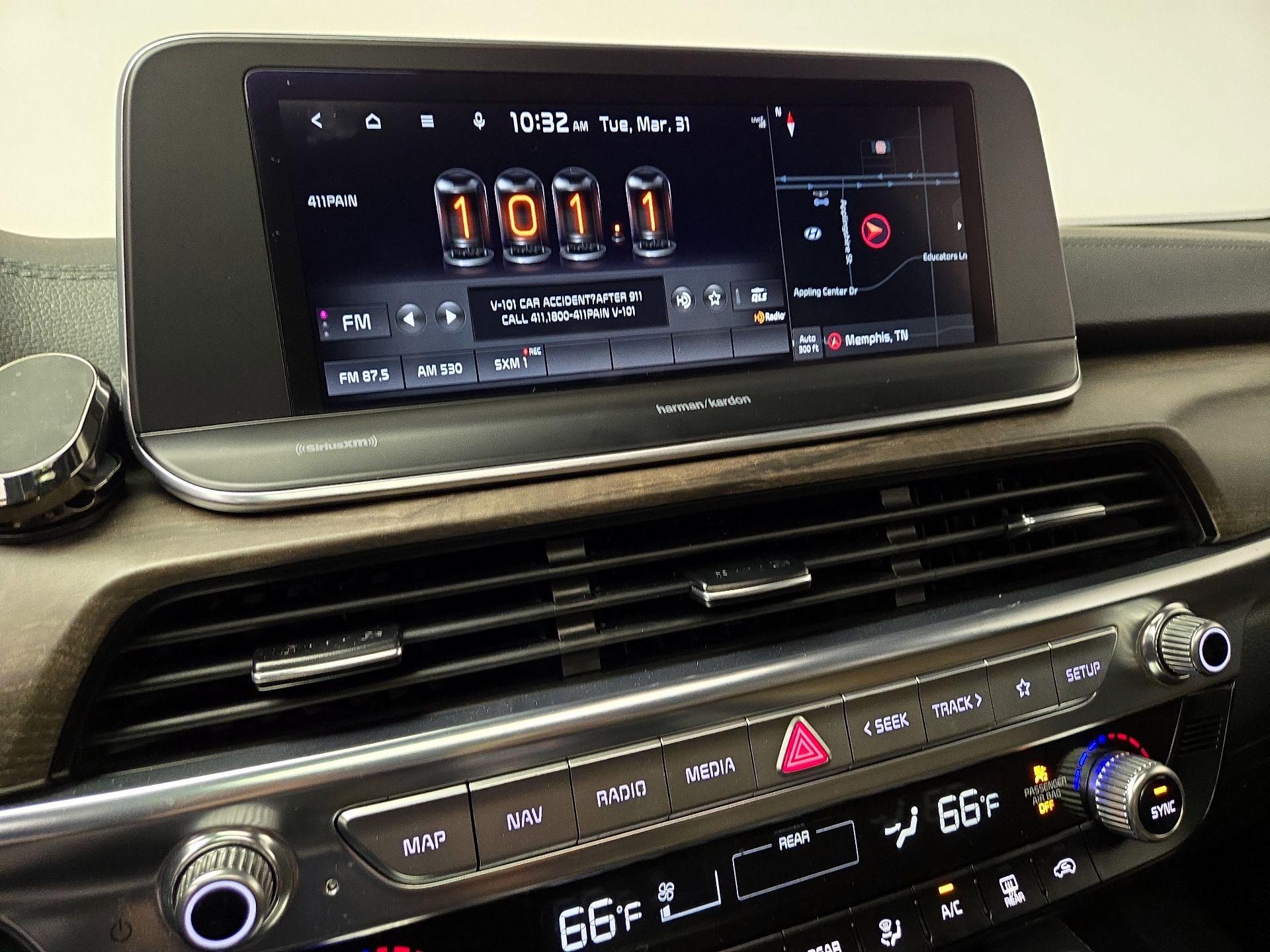 Thumbnail: 2022 Kia Telluride - 16