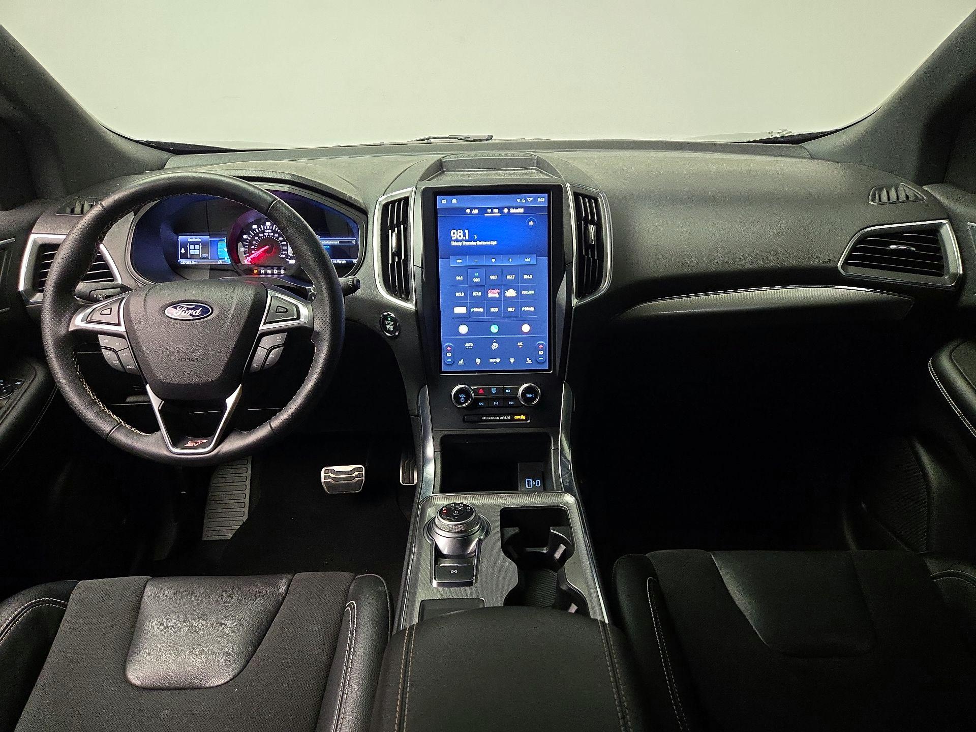 Thumbnail: 2023 Ford Edge - 9