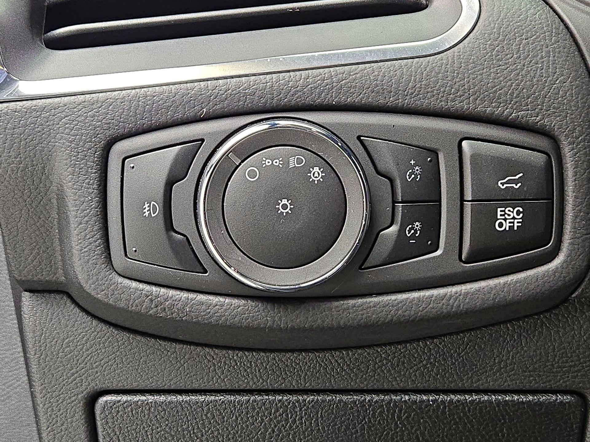 Thumbnail: 2023 Ford Edge - 13