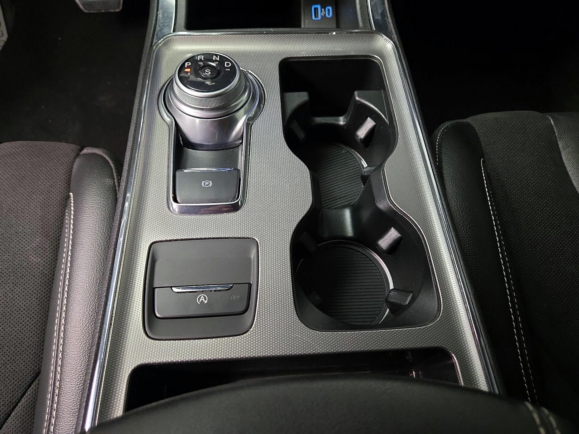 Thumbnail: 2023 Ford Edge - 17