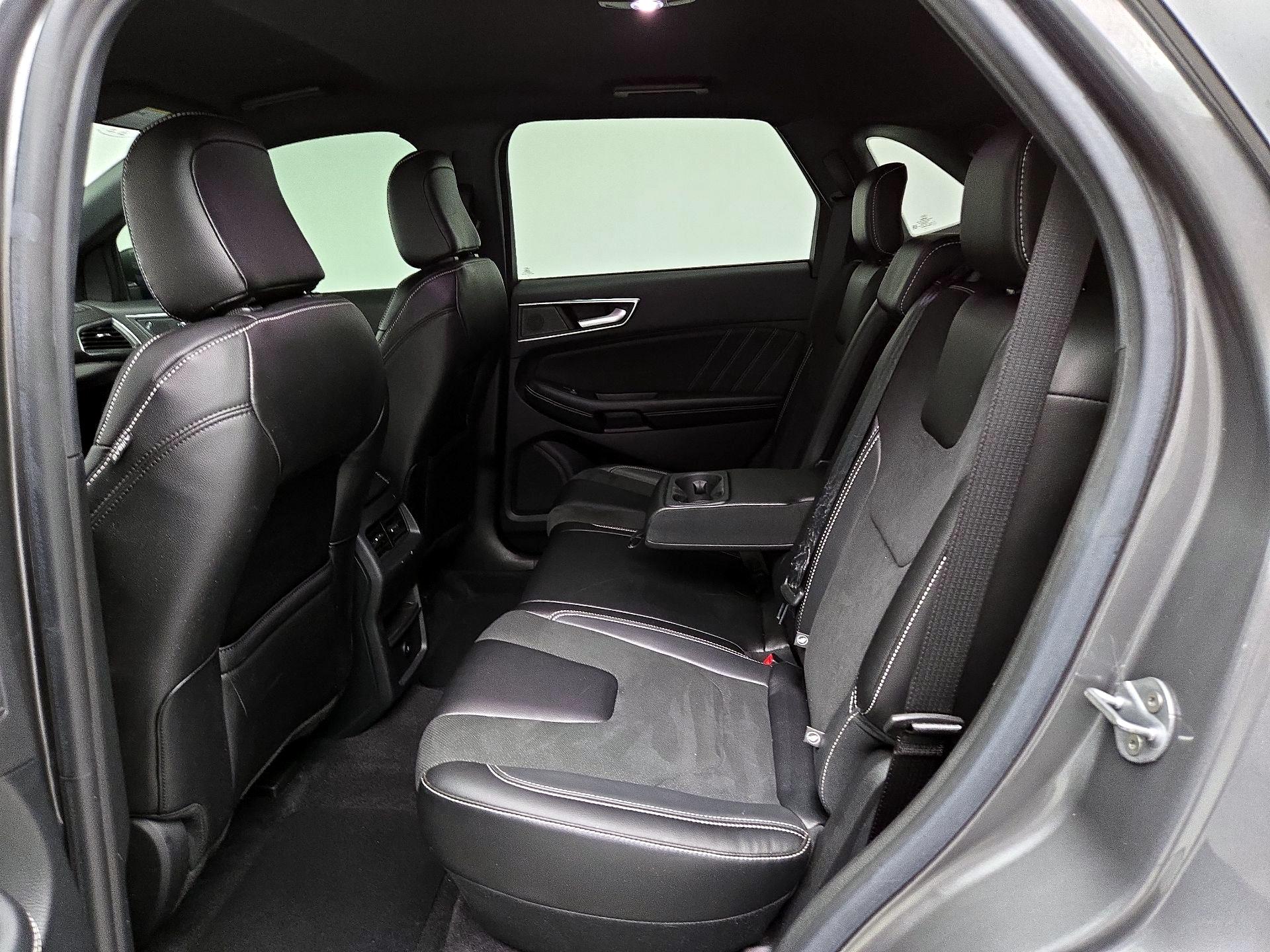 Thumbnail: 2023 Ford Edge - 19