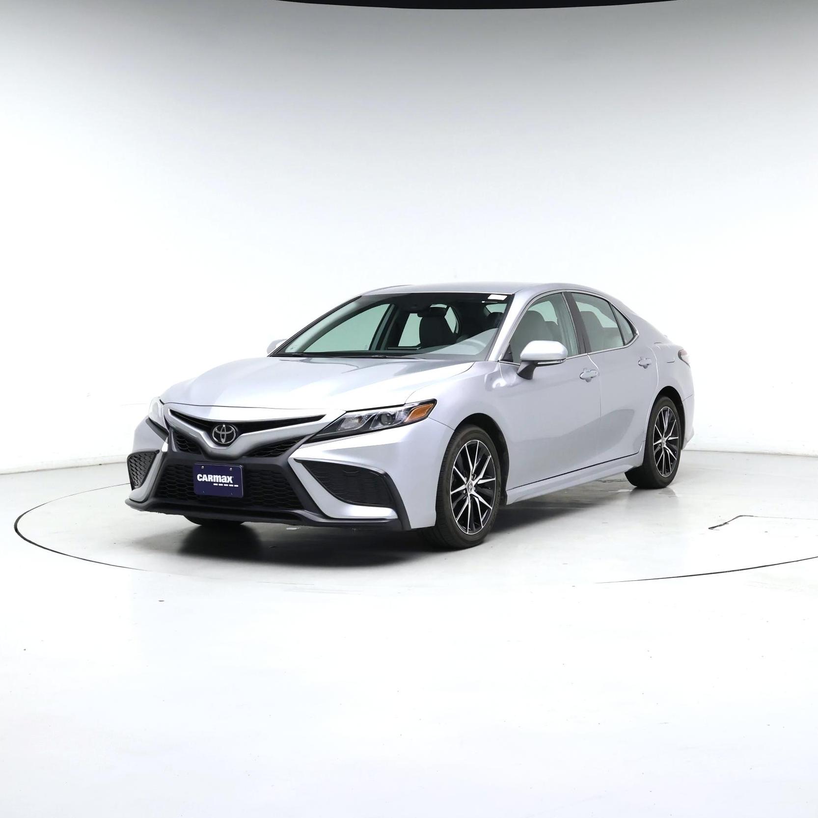 Thumbnail: 2022 Toyota Camry - 4