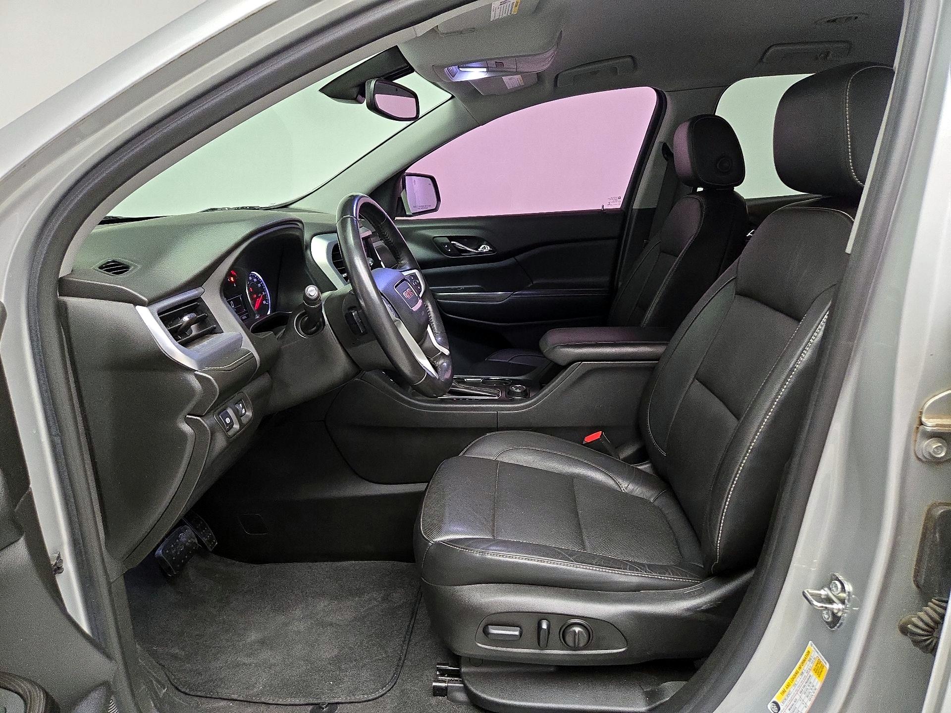 Thumbnail: 2017 GMC Acadia - 11