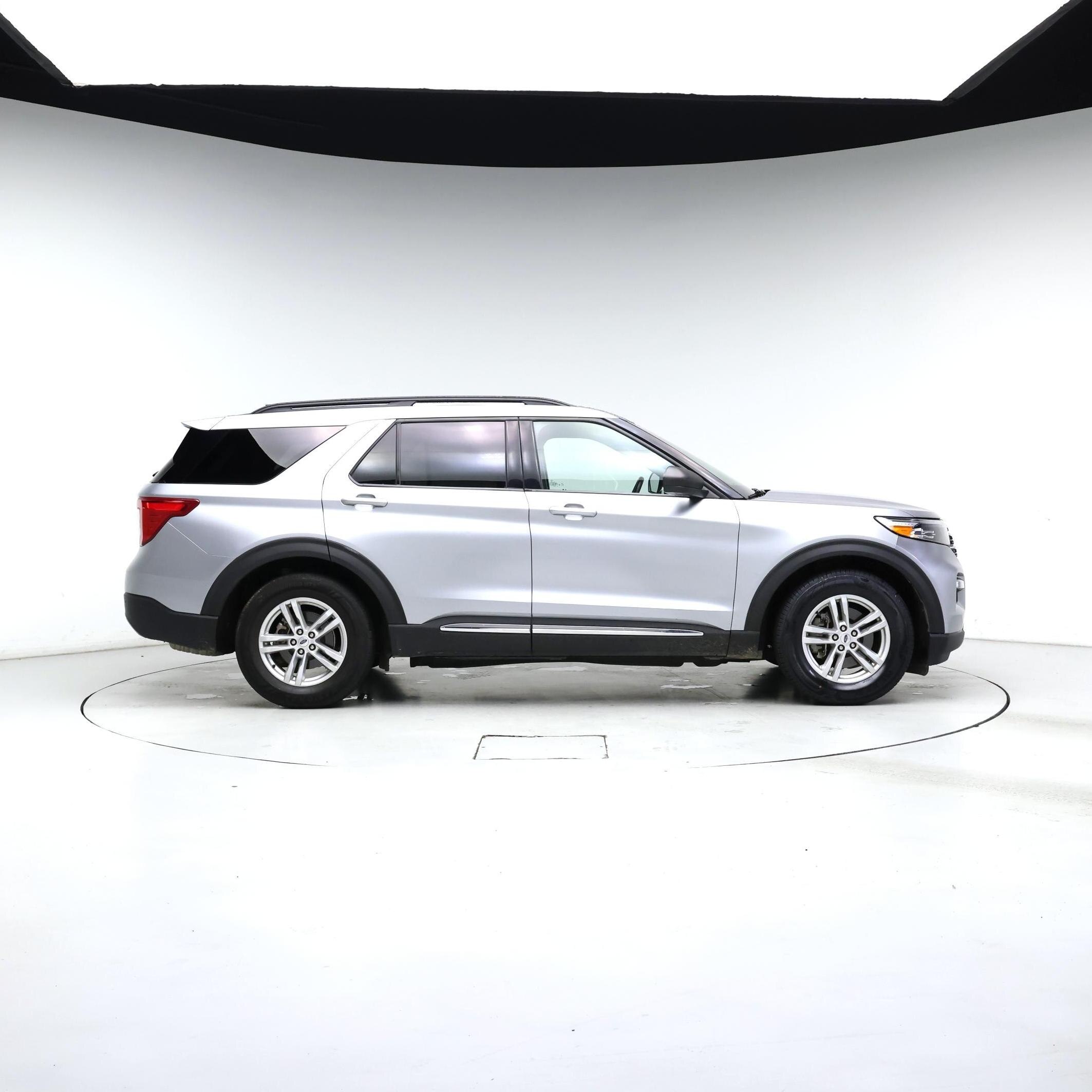Thumbnail: 2023 Ford Explorer - 7