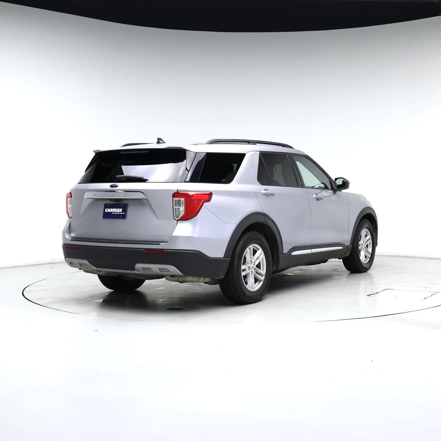 Thumbnail: 2023 Ford Explorer - 8