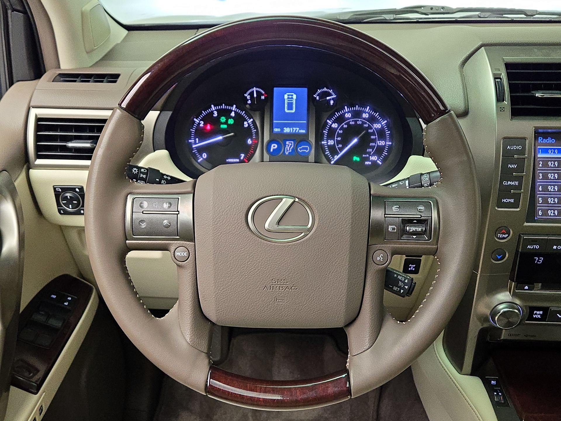 Thumbnail: 2014 Lexus GX - 10