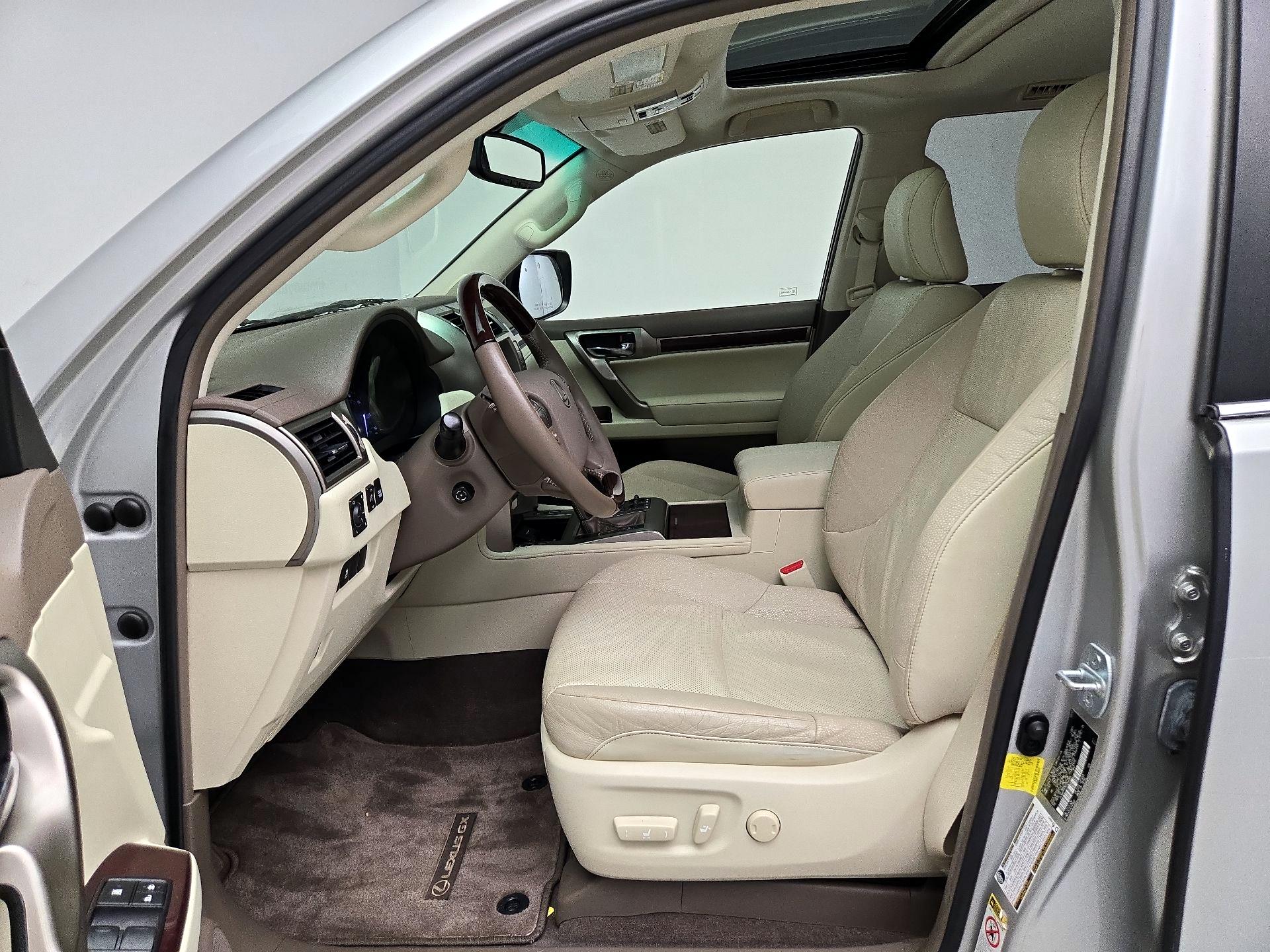 Thumbnail: 2014 Lexus GX - 11