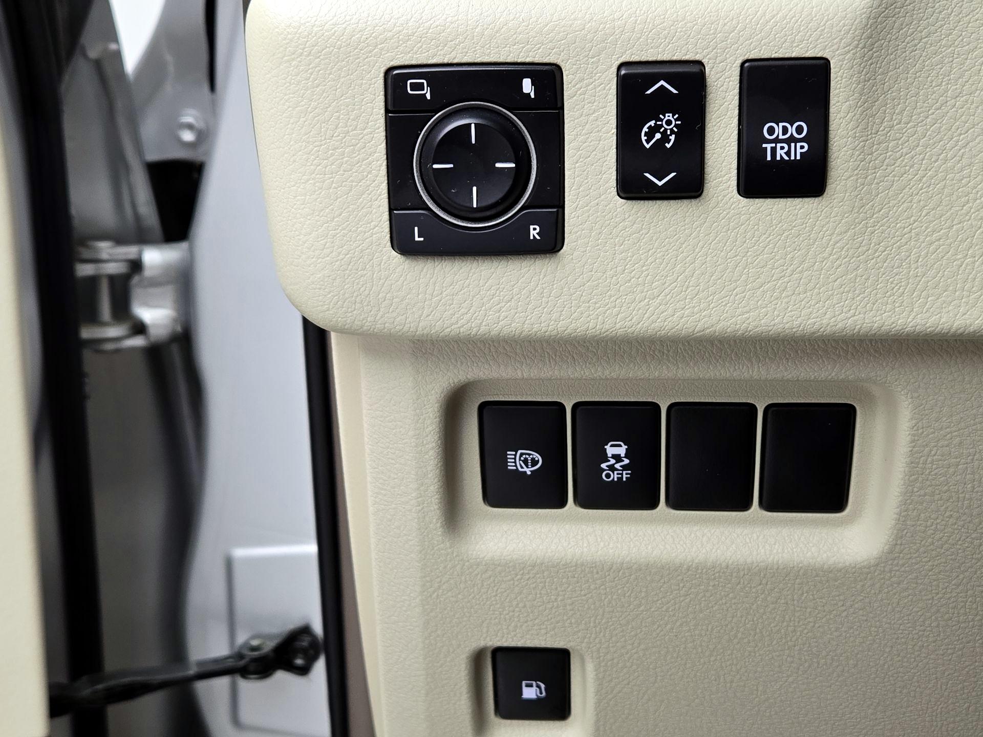 Thumbnail: 2014 Lexus GX - 13