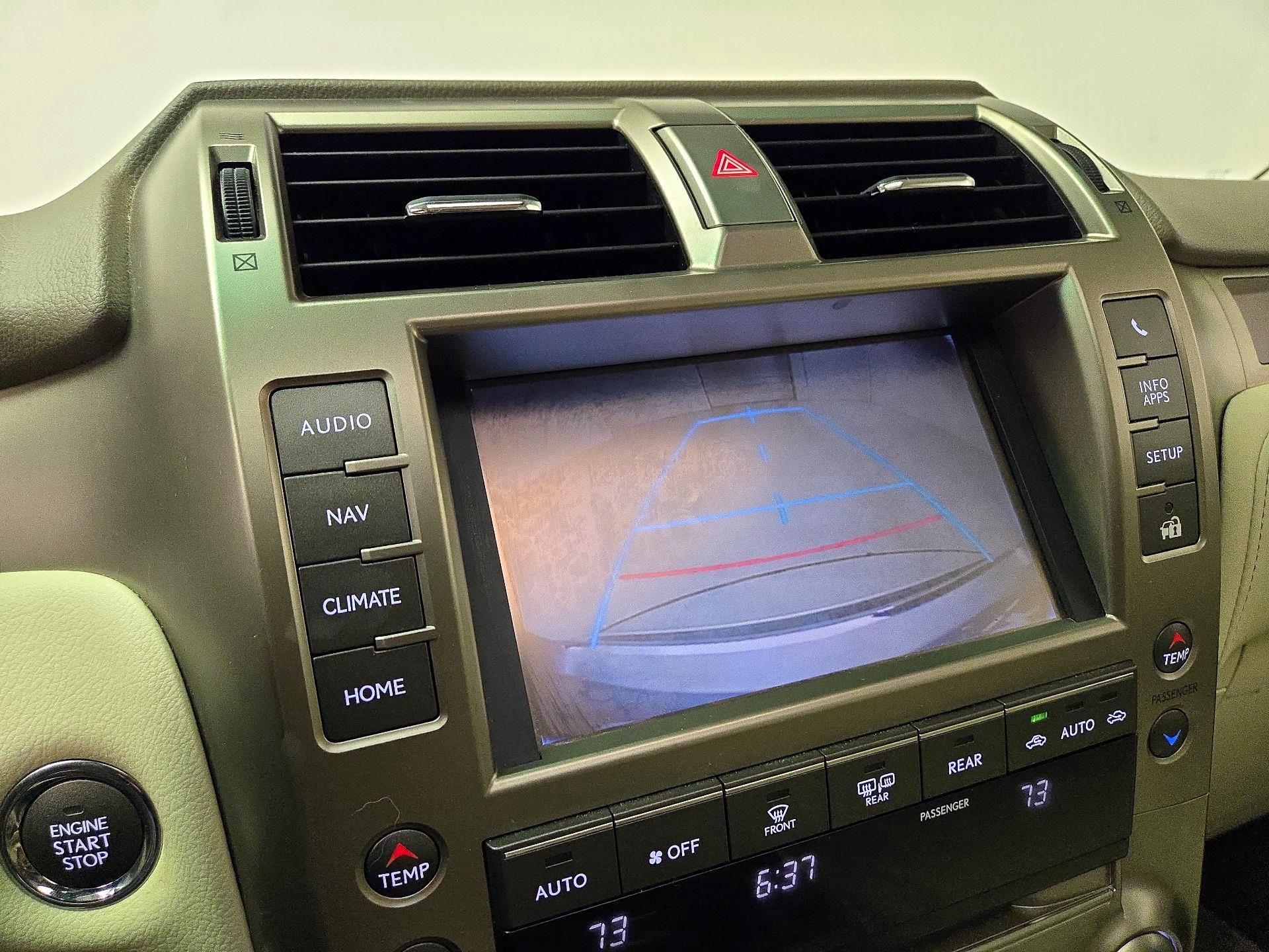 Thumbnail: 2014 Lexus GX - 15