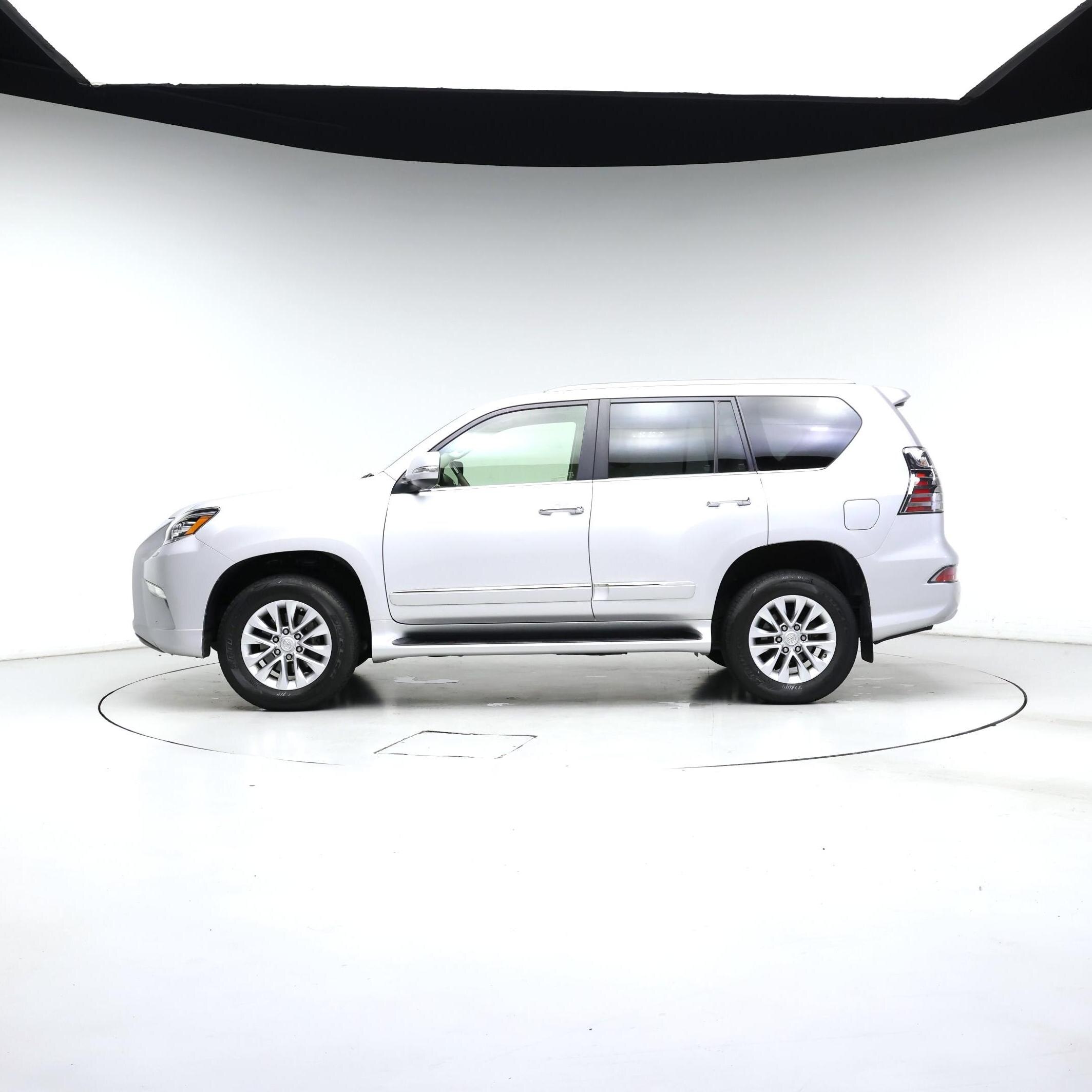 Thumbnail: 2014 Lexus GX - 3