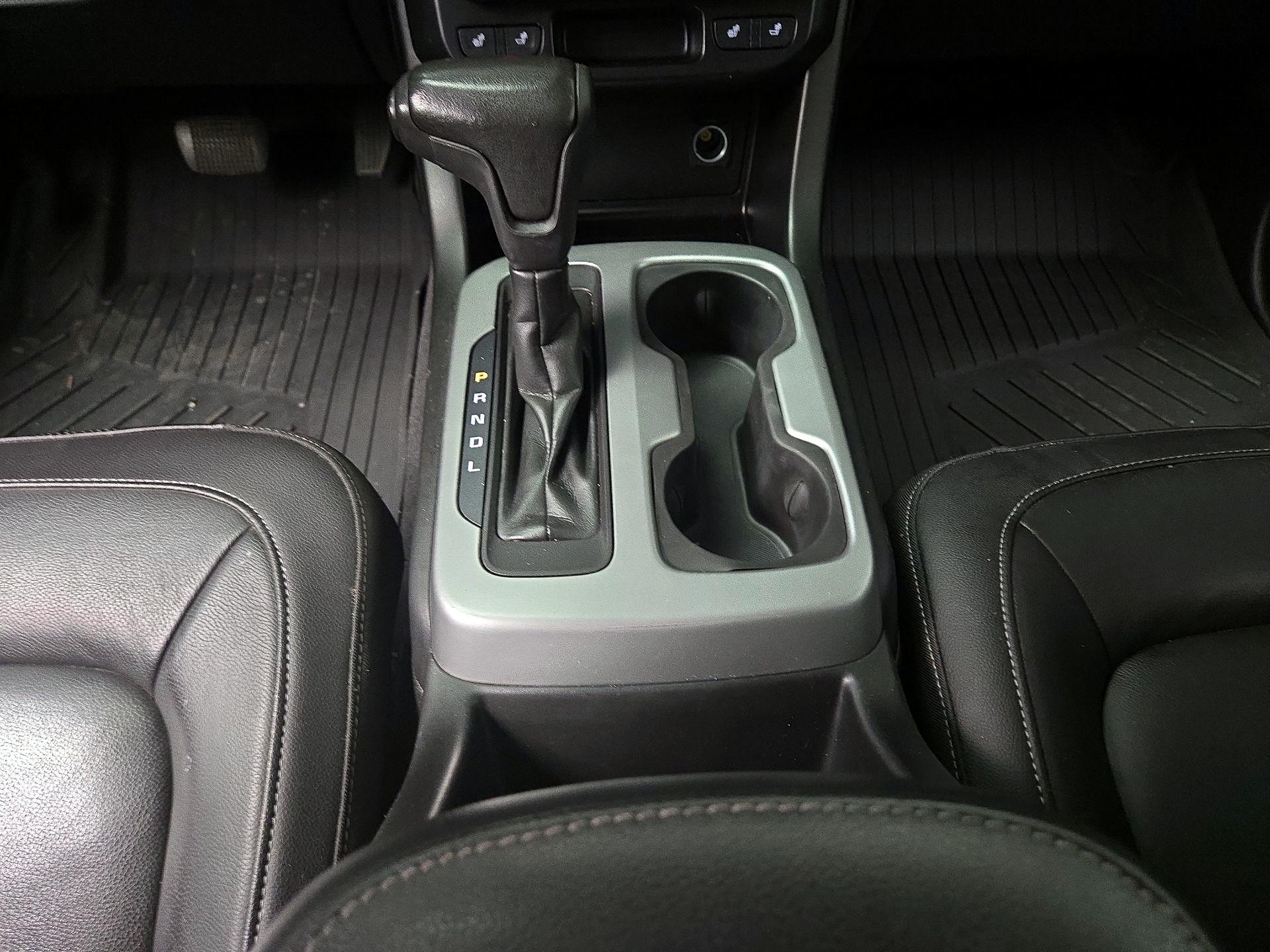 Thumbnail: 2021 Chevrolet Colorado - 18