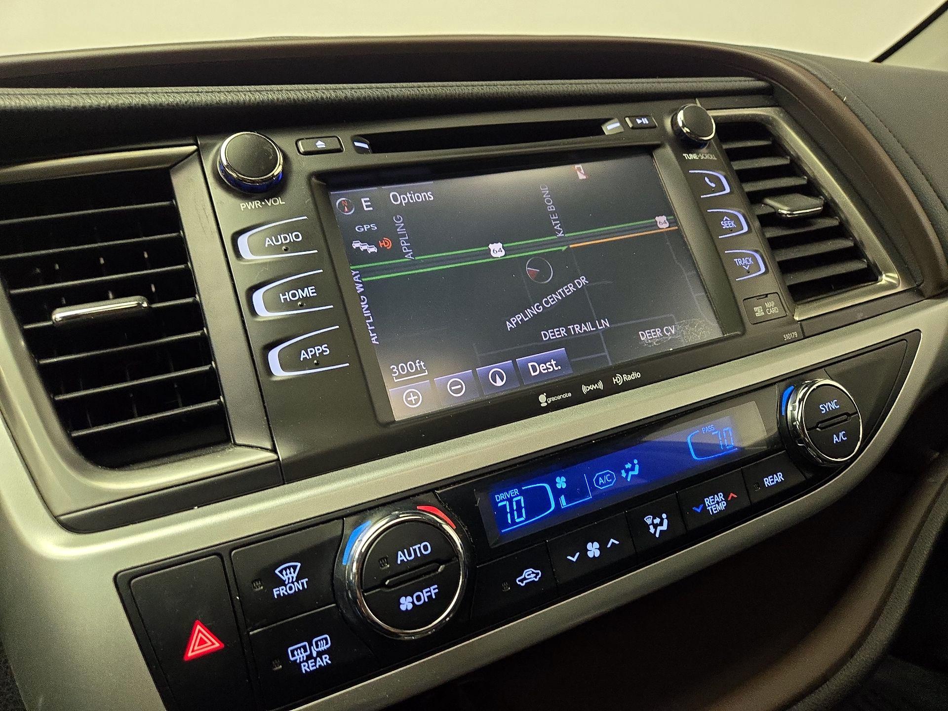 Thumbnail: 2018 Toyota Highlander - 14