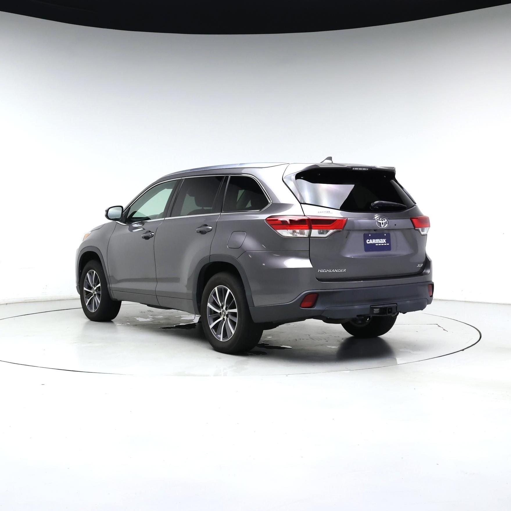Thumbnail: 2018 Toyota Highlander - 2