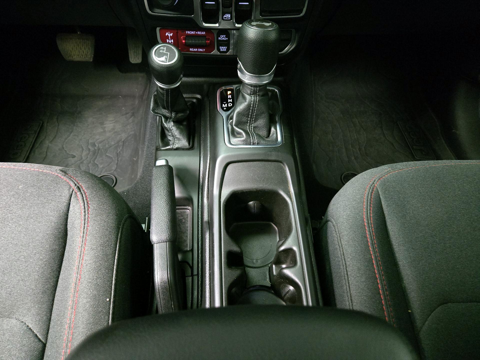 Thumbnail: 2025 Jeep Wrangler - 17