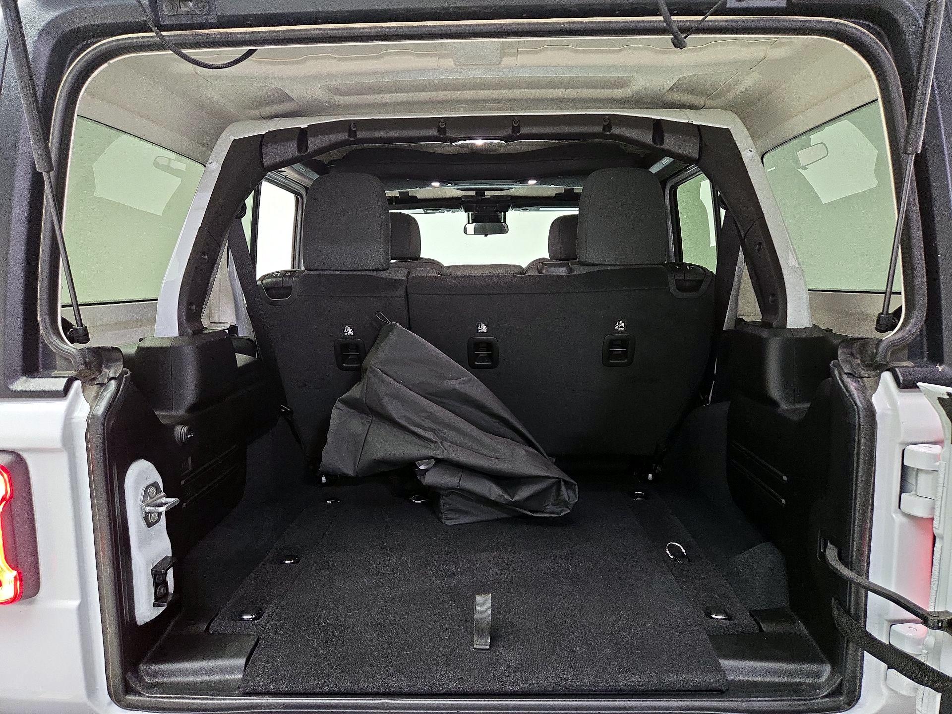 Thumbnail: 2025 Jeep Wrangler - 20