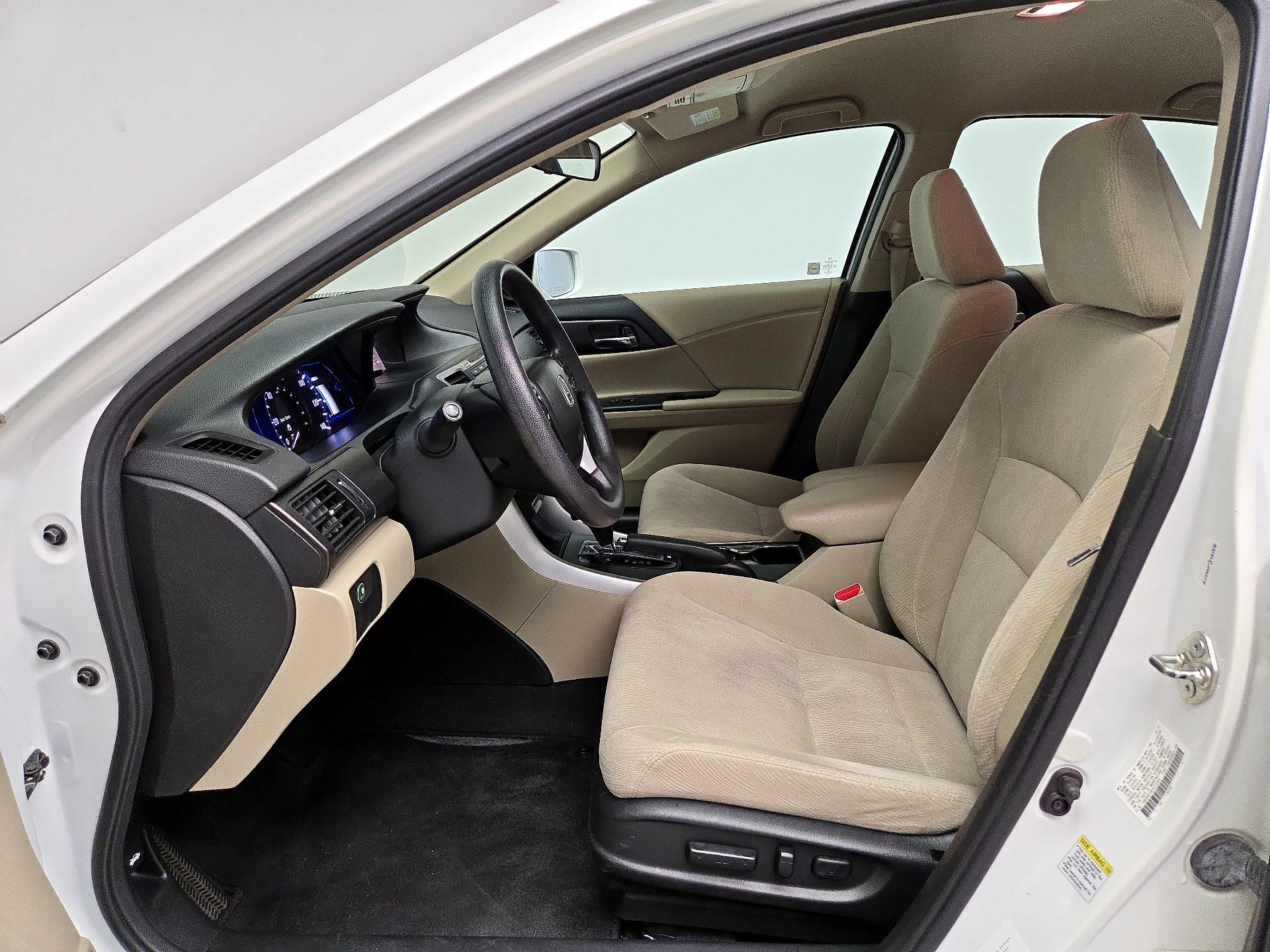Thumbnail: 2015 Honda Accord - 11