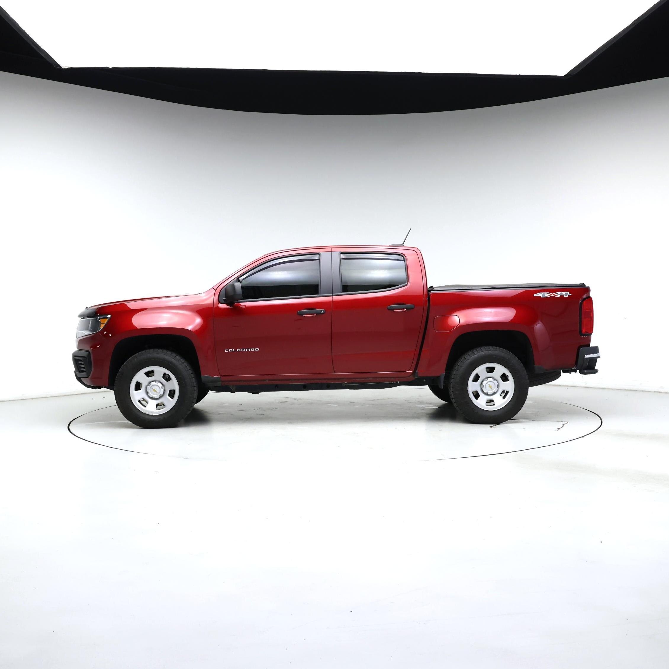 Thumbnail: 2022 Chevrolet Colorado - 3
