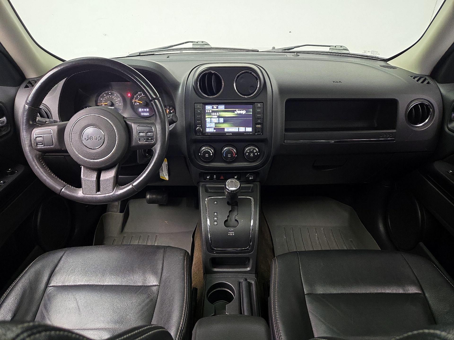 Thumbnail: 2017 Jeep Patriot - 9