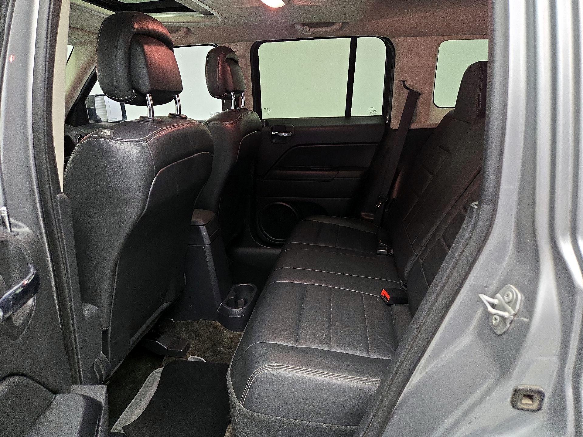 Thumbnail: 2017 Jeep Patriot - 19