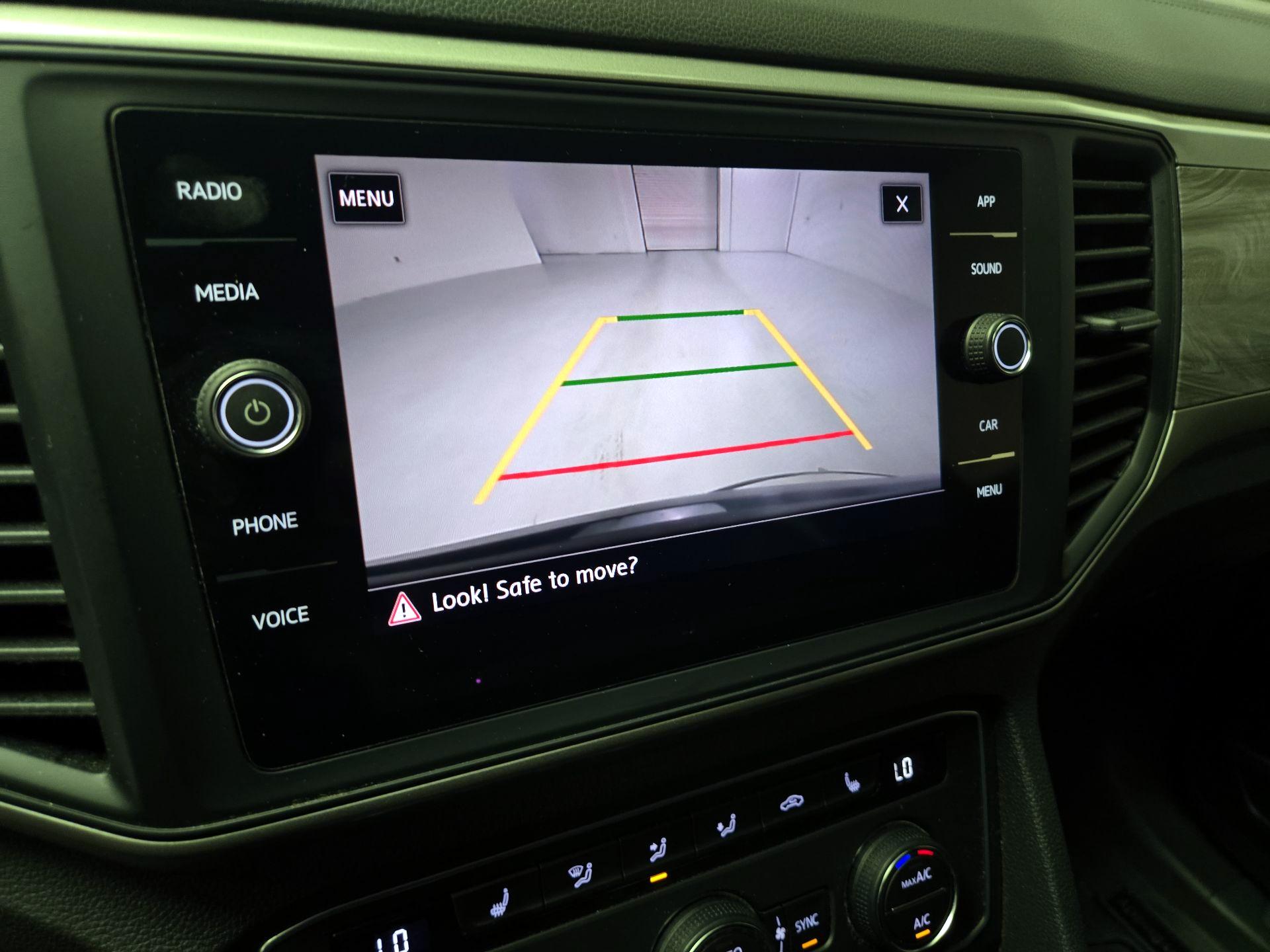 Thumbnail: 2020 Volkswagen Atlas - 14