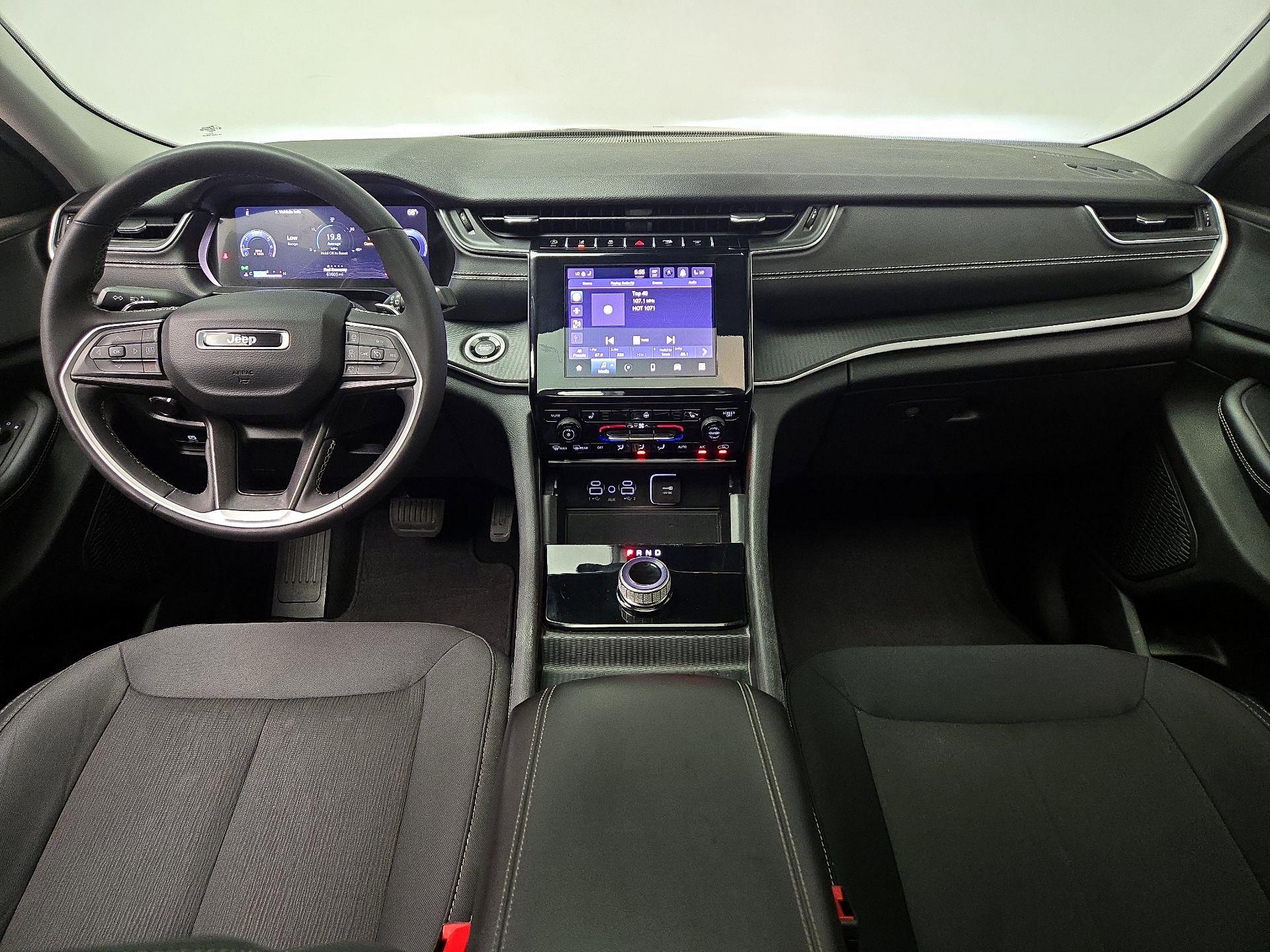 Thumbnail: 2023 Jeep Grand Cherokee - 9