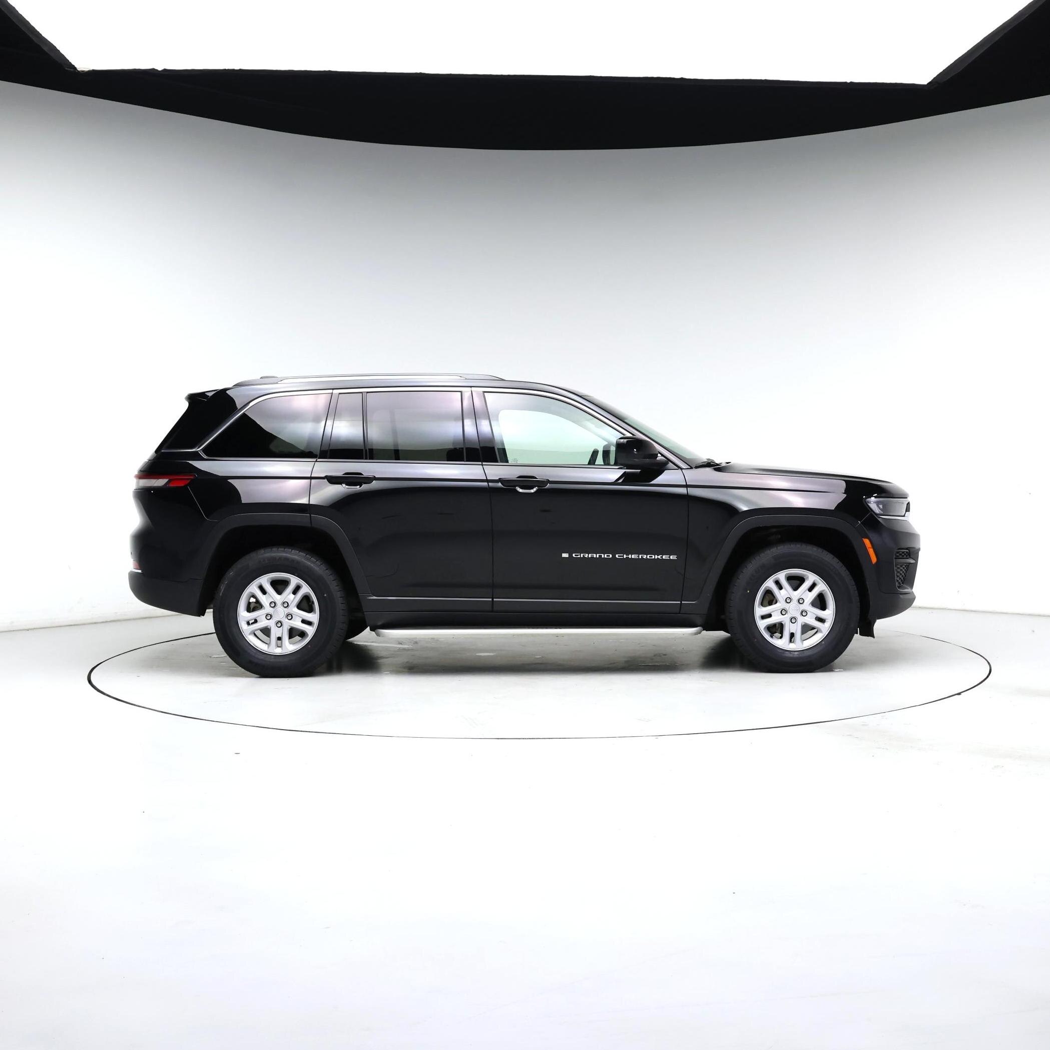 Thumbnail: 2023 Jeep Grand Cherokee - 7