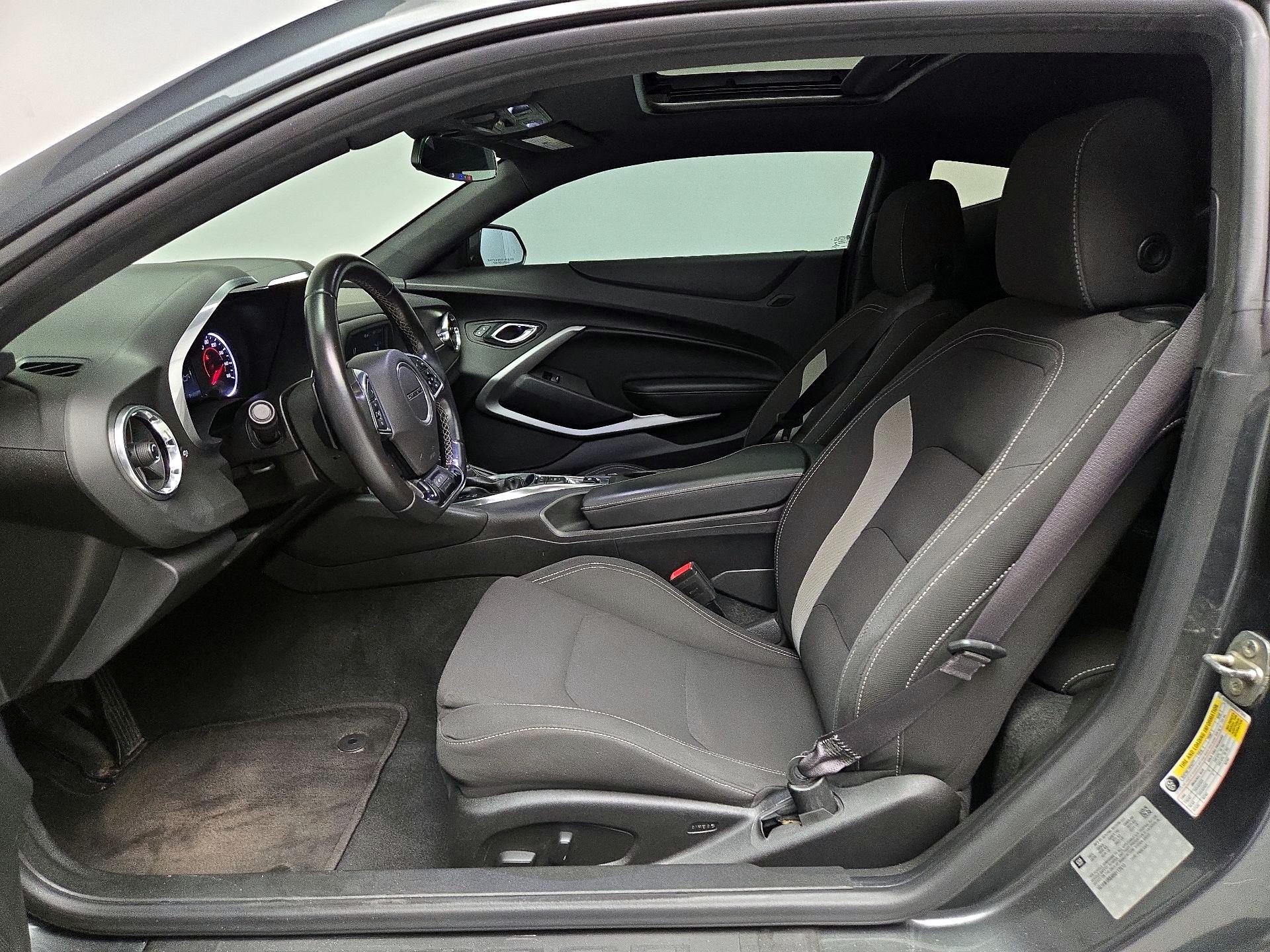 Thumbnail: 2017 Chevrolet Camaro - 11