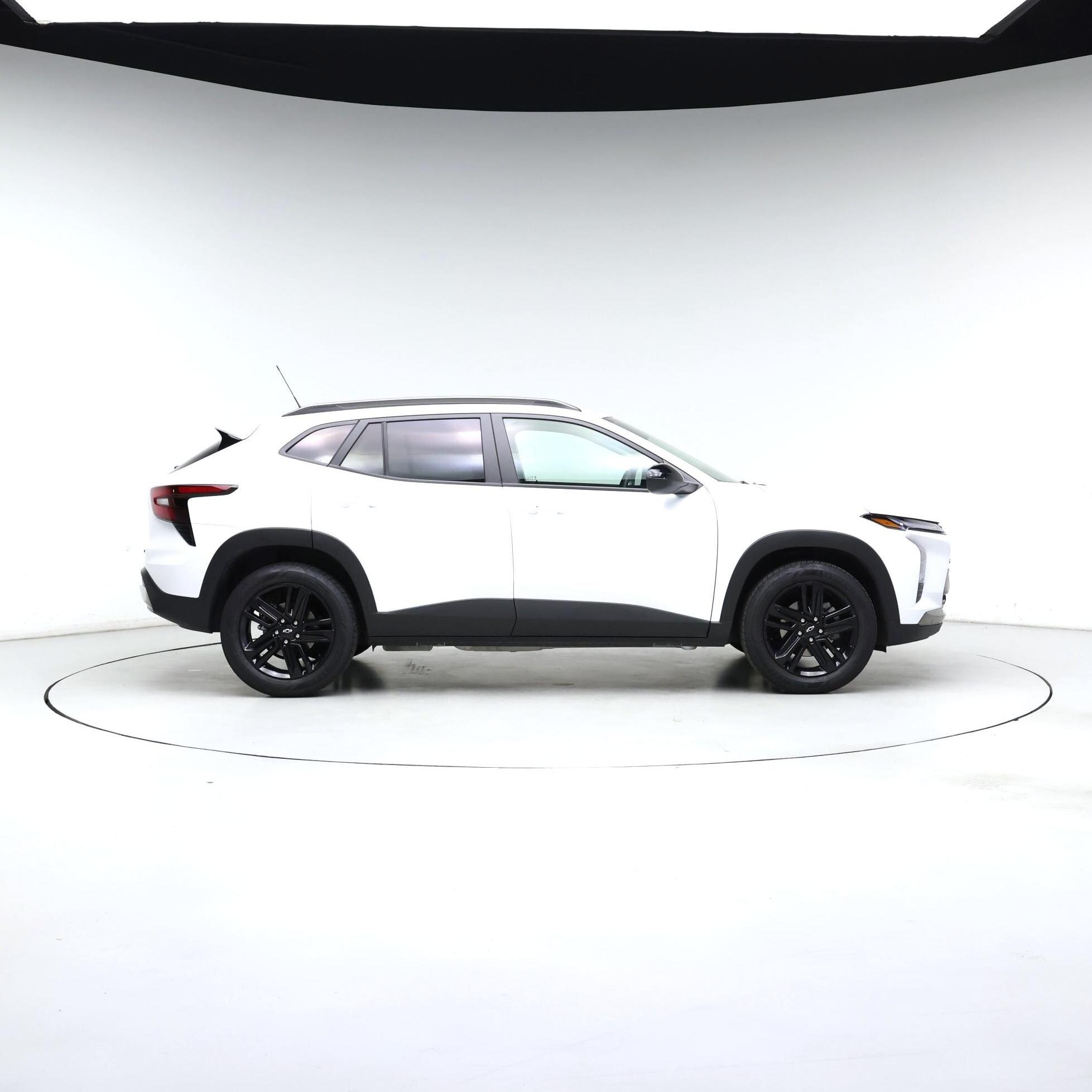 Thumbnail: 2025 Chevrolet Trax - 7