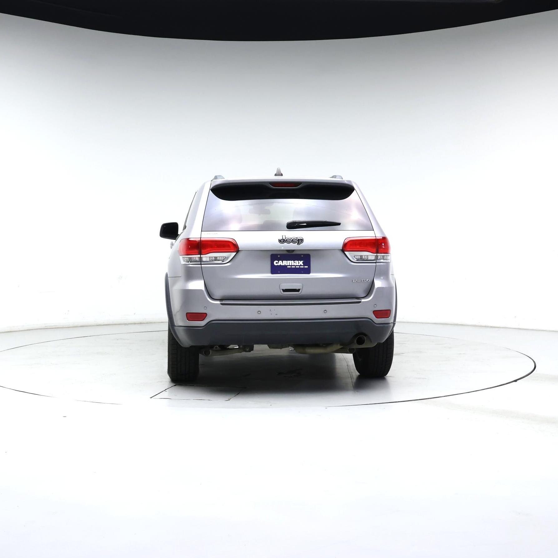 Thumbnail: 2019 Jeep Grand Cherokee - 3