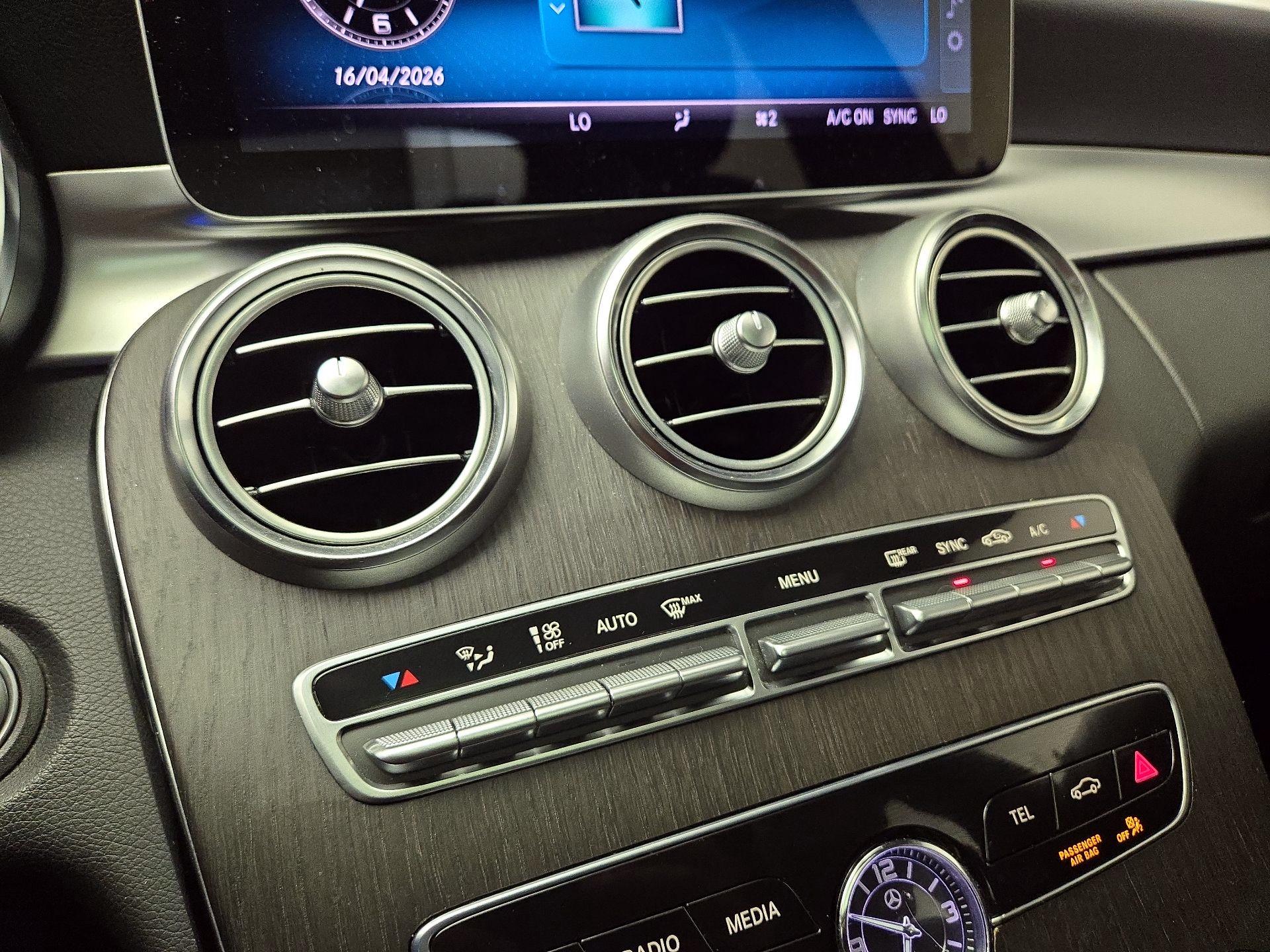 Thumbnail: 2021 Mercedes-Benz C-Class - 16