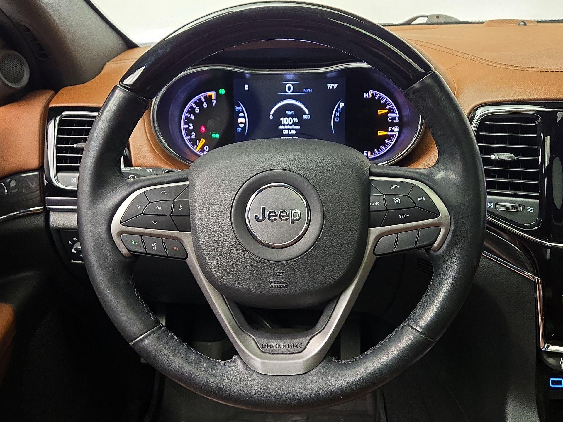 Thumbnail: 2020 Jeep Grand Cherokee - 10