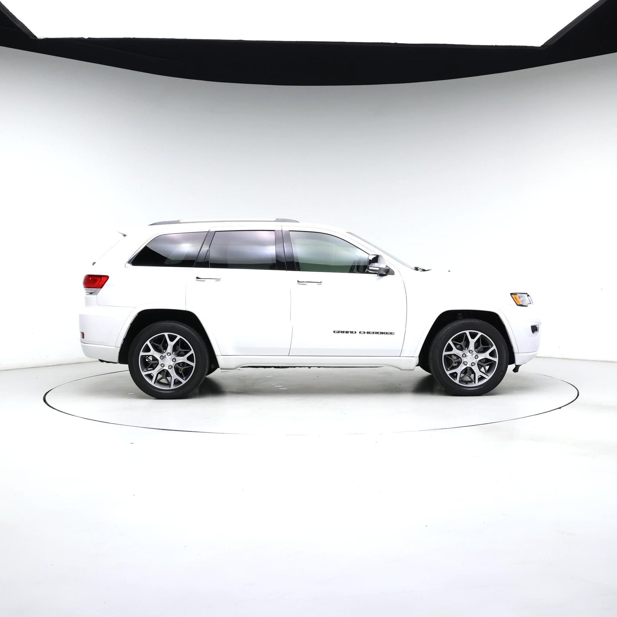 Thumbnail: 2020 Jeep Grand Cherokee - 7