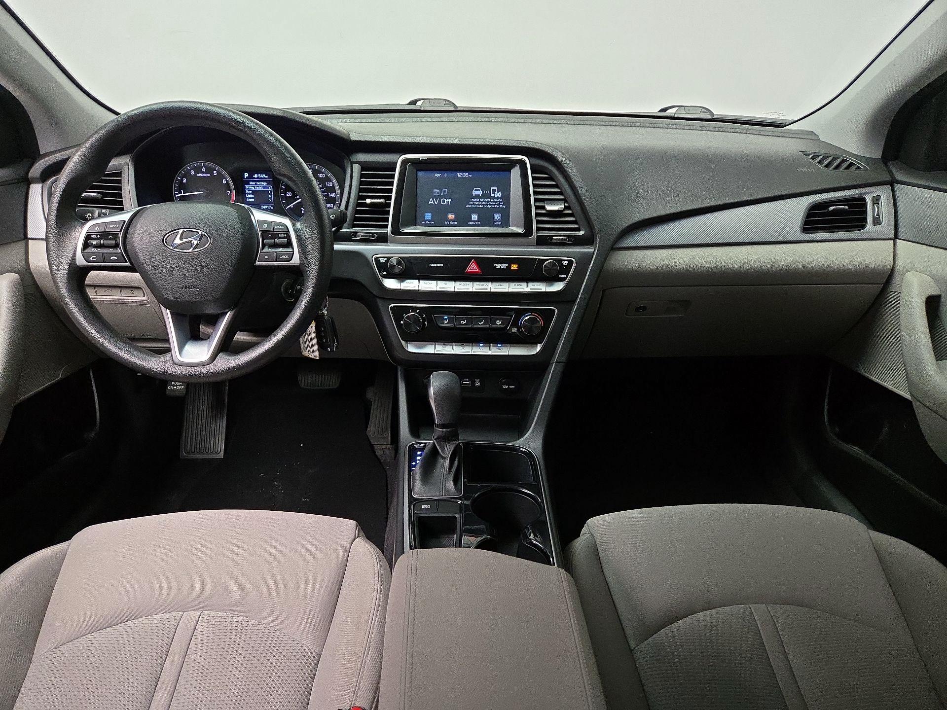 Thumbnail: 2019 Hyundai Sonata - 9