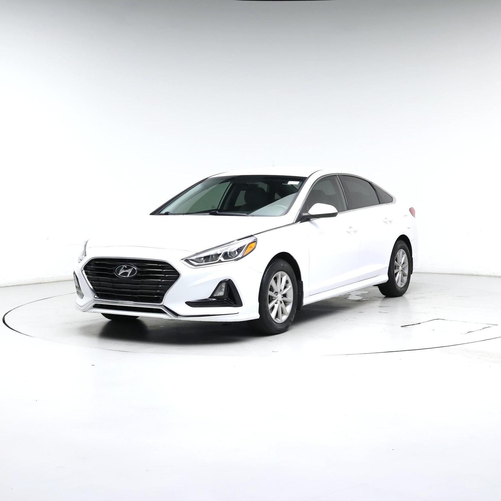 Thumbnail: 2019 Hyundai Sonata - 4