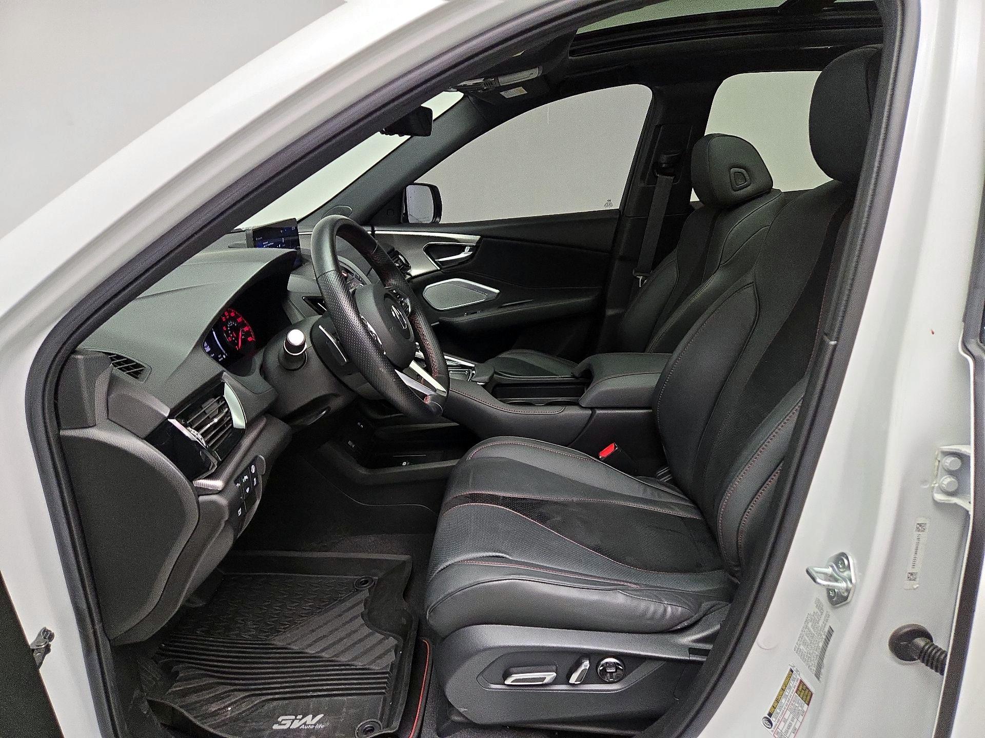 Thumbnail: 2022 Acura RDX - 11