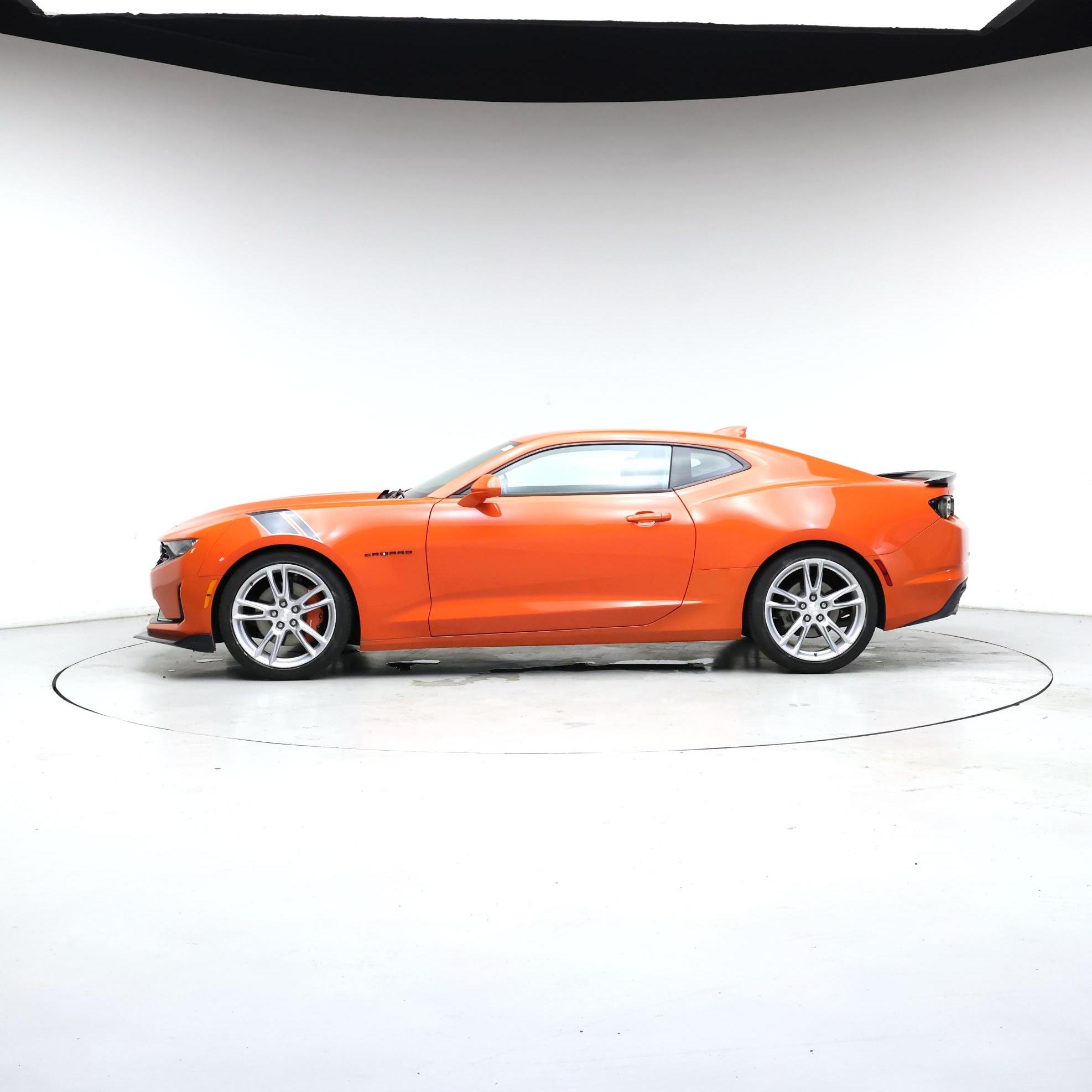 Thumbnail: 2021 Chevrolet Camaro - 3