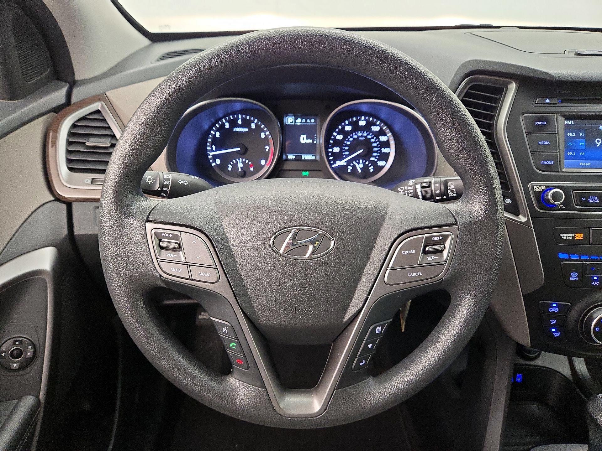 Thumbnail: 2018 Hyundai Santa Fe - 10