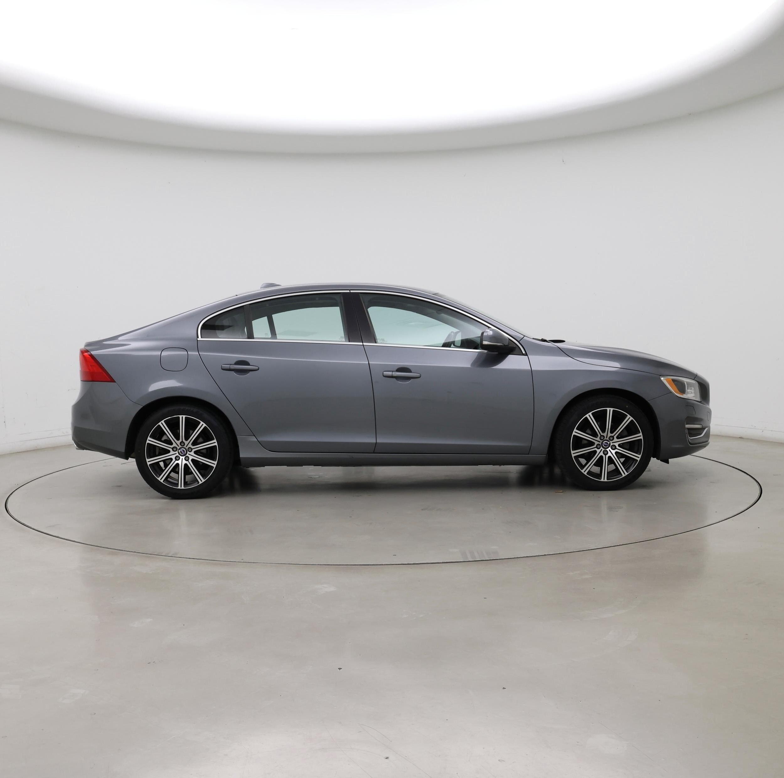 Thumbnail: 2017 Volvo S60 - 7