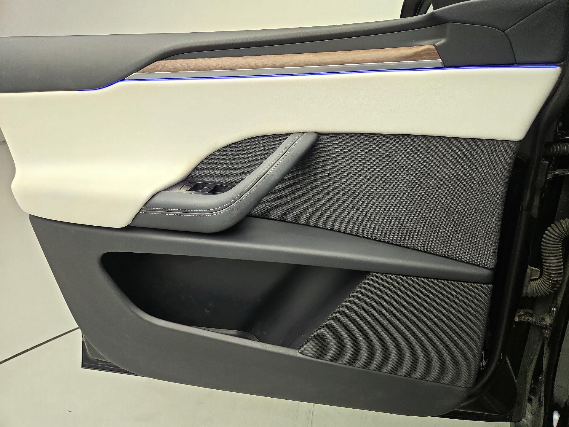 Thumbnail: 2024 Tesla Model X - 12