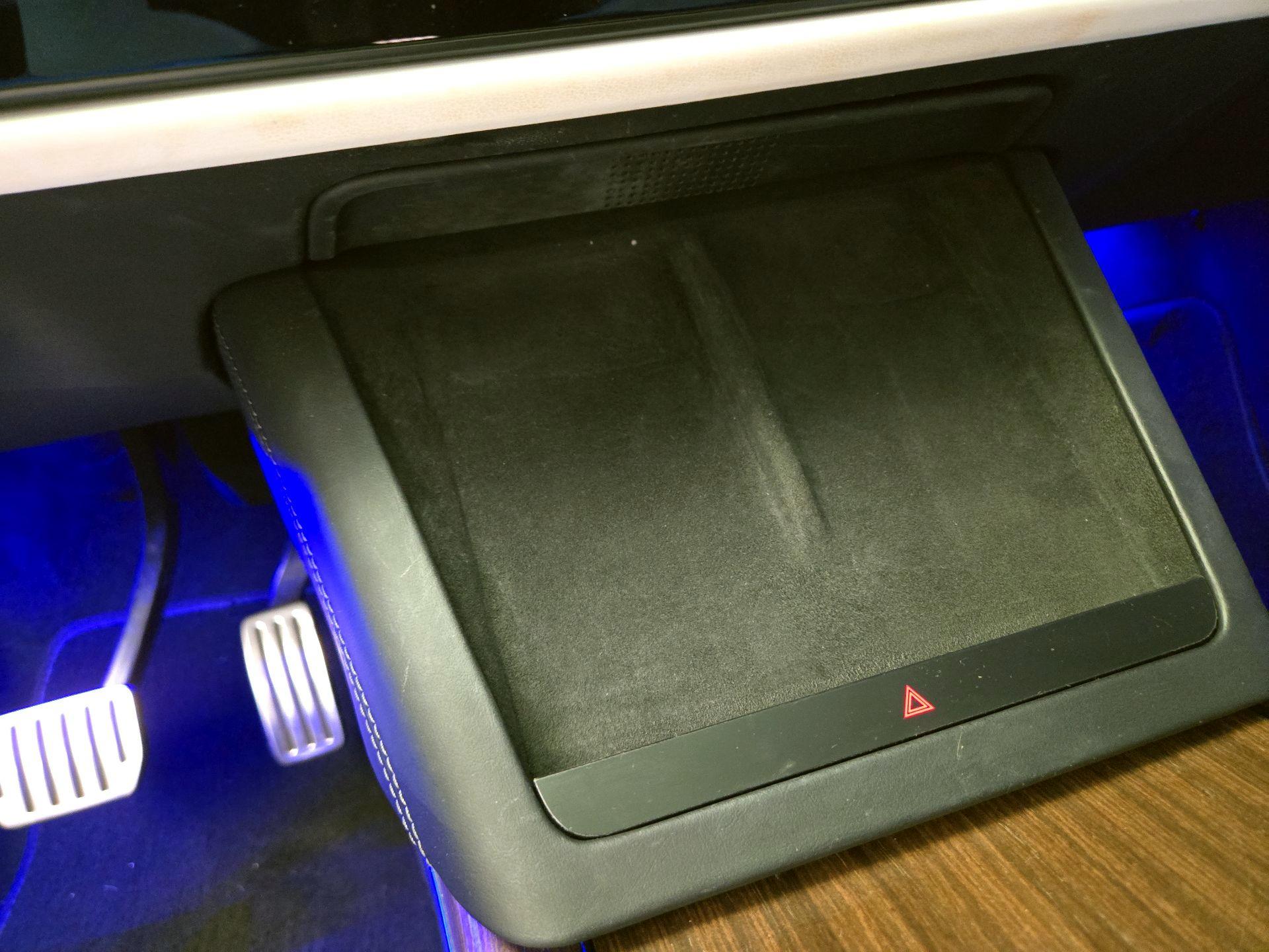 Thumbnail: 2024 Tesla Model X - 19