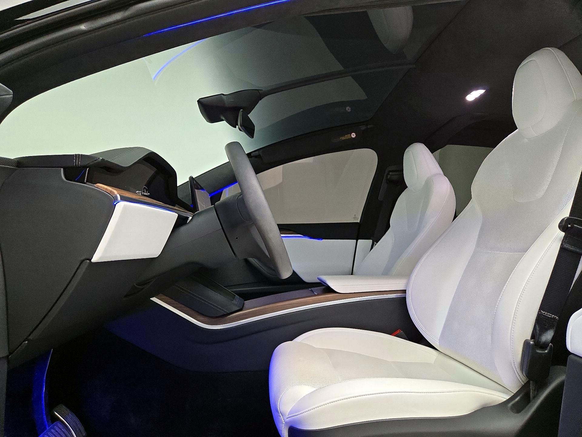 Thumbnail: 2024 Tesla Model X - 20