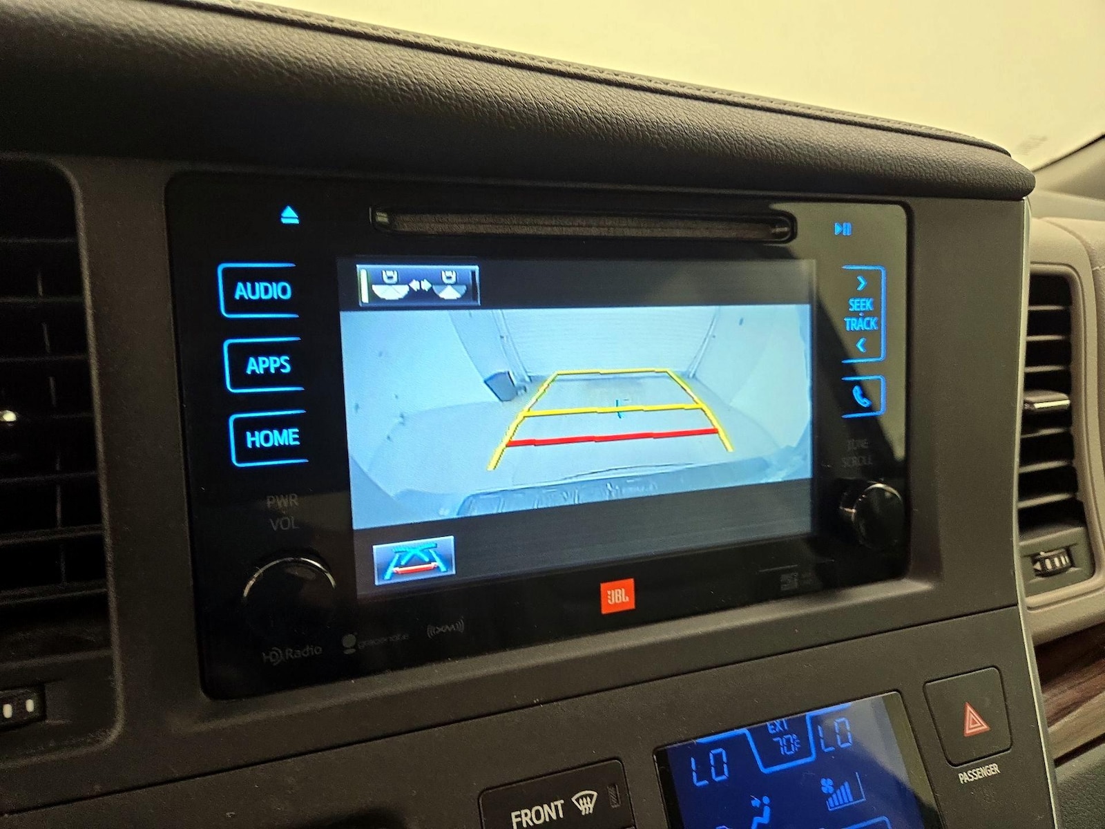 2016 Toyota Sienna Limited Premium - Photo 15