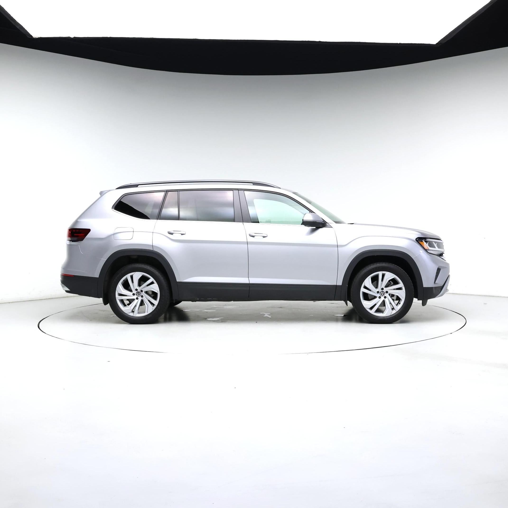 Thumbnail: 2023 Volkswagen Atlas - 7