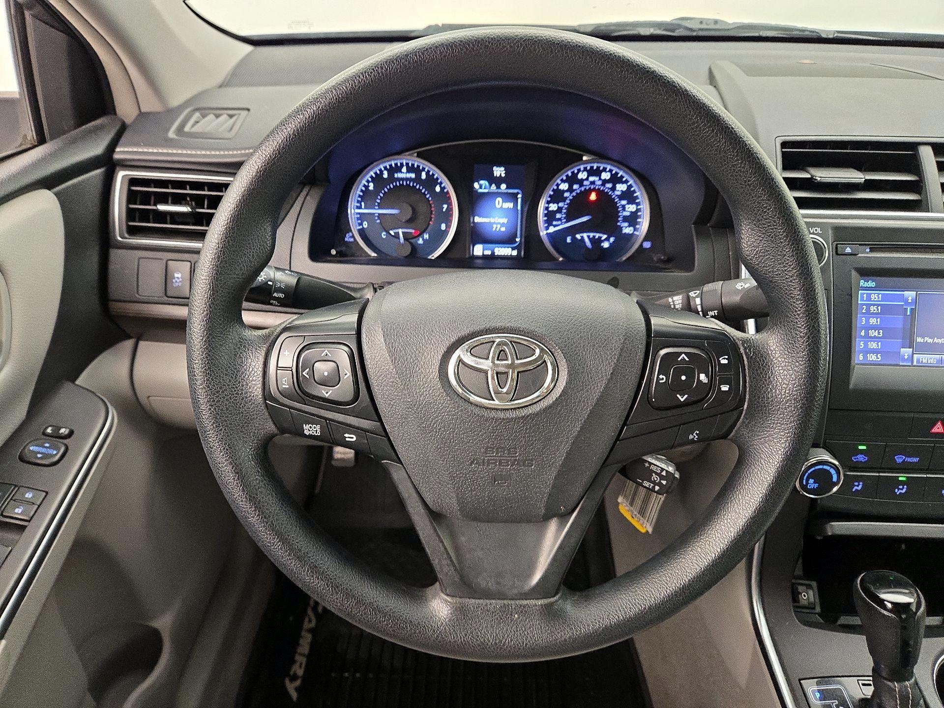 Thumbnail: 2017 Toyota Camry - 10