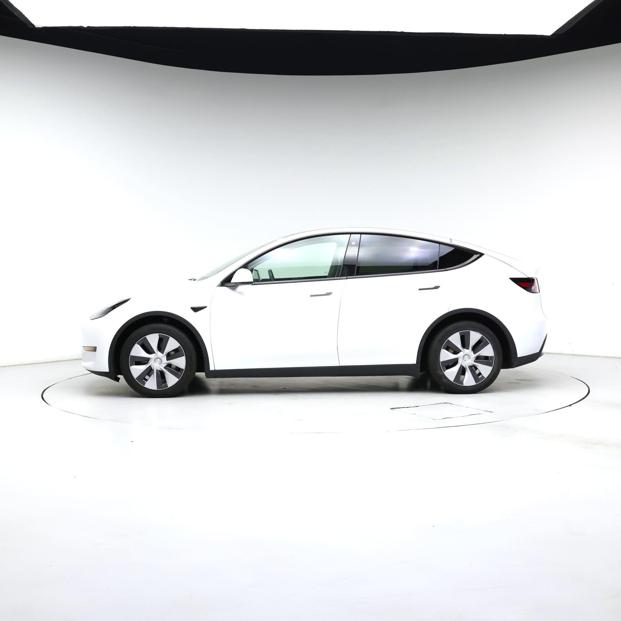 Thumbnail: 2023 Tesla Model Y - 3