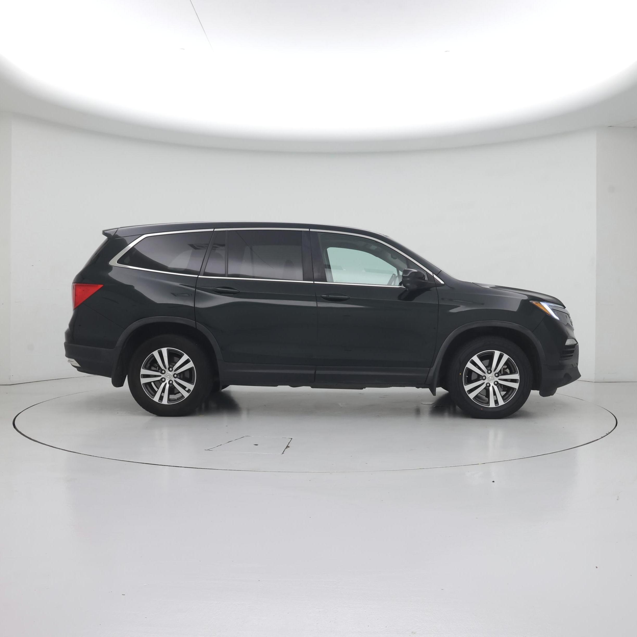 Thumbnail: 2018 Honda Pilot - 7