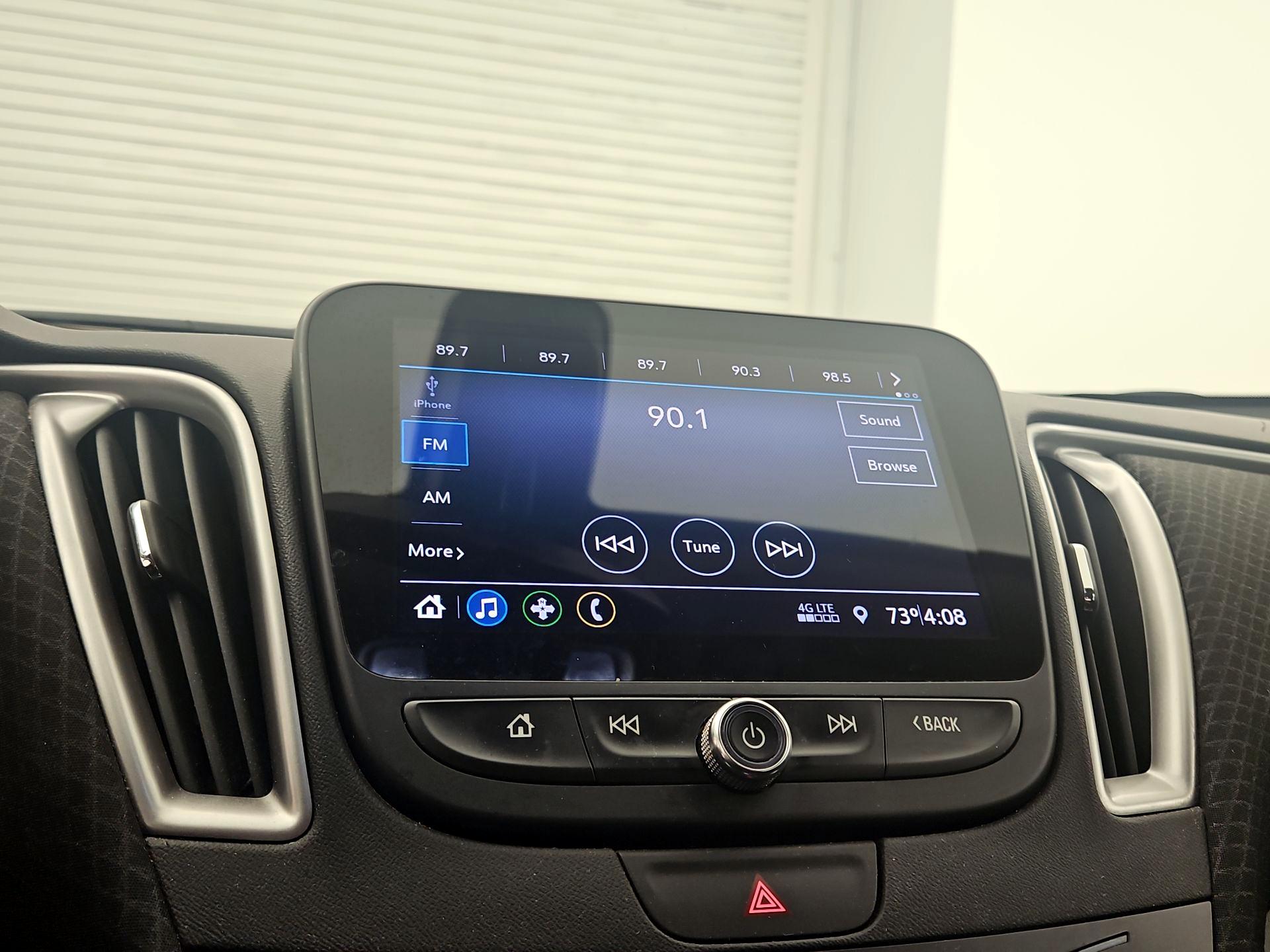 Thumbnail: 2019 Chevrolet Malibu - 15
