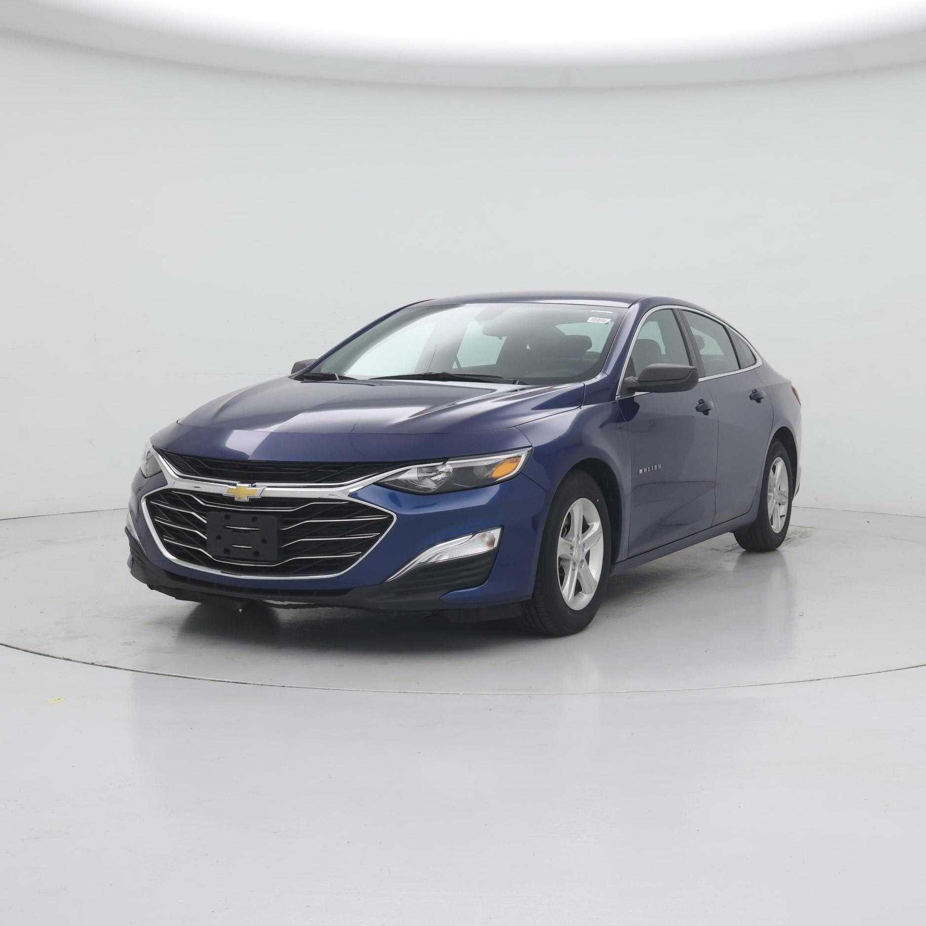 Thumbnail: 2019 Chevrolet Malibu - 4